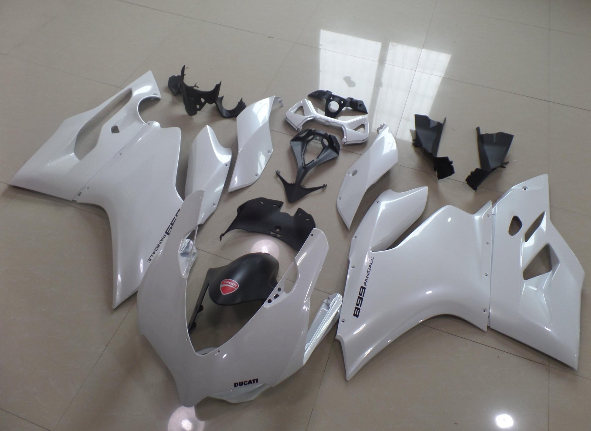 Ducati 899 Fairings (2011-2014) White at Kings Motorcycle Fairings