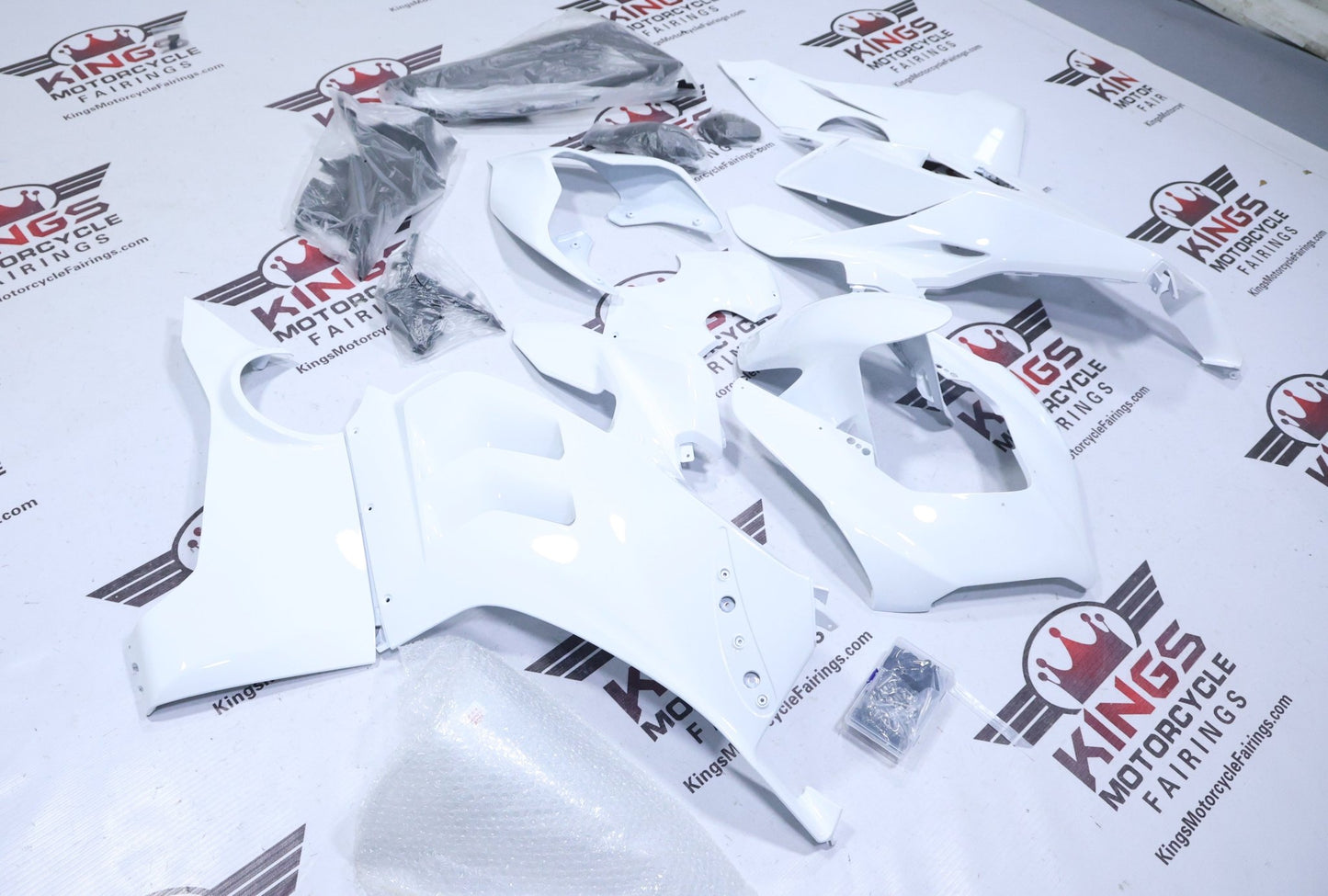 Ducati Panigale V4S Fairings (2018-2019) White from KingsMotorcycleFairings.com