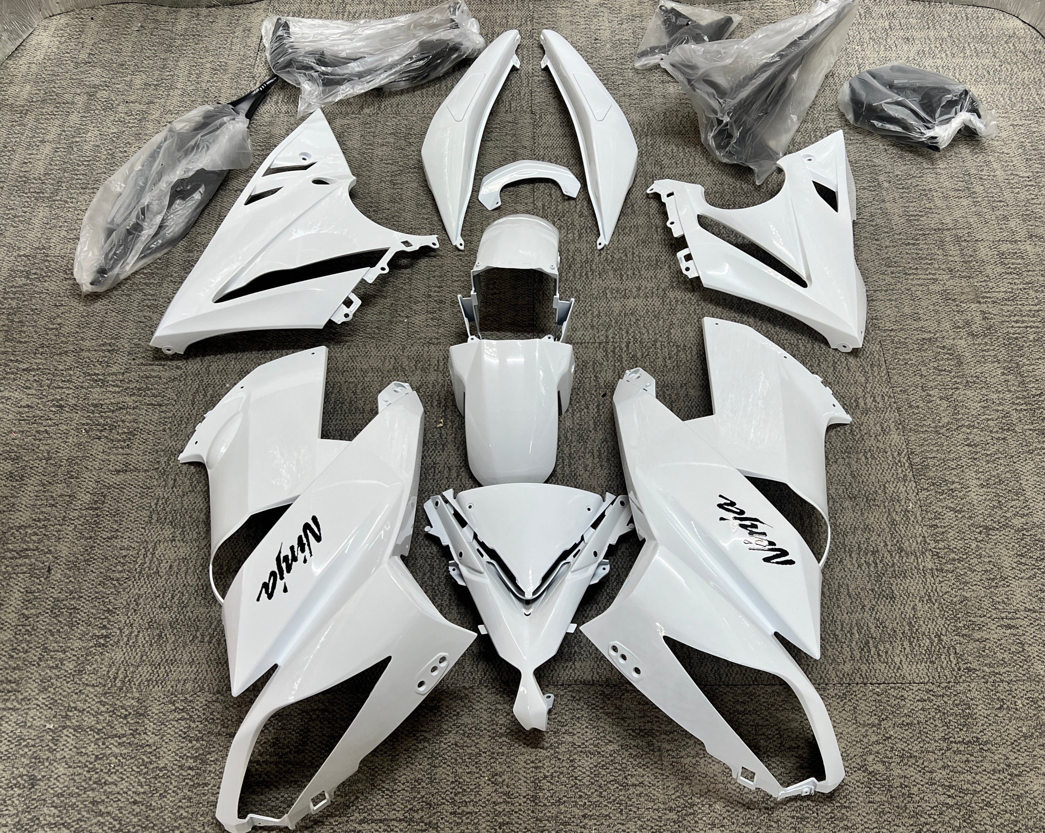 Fairings for Kawasaki Ninja 650 (2009-2011) Gloss White from KingsMotorcycleFairings.com