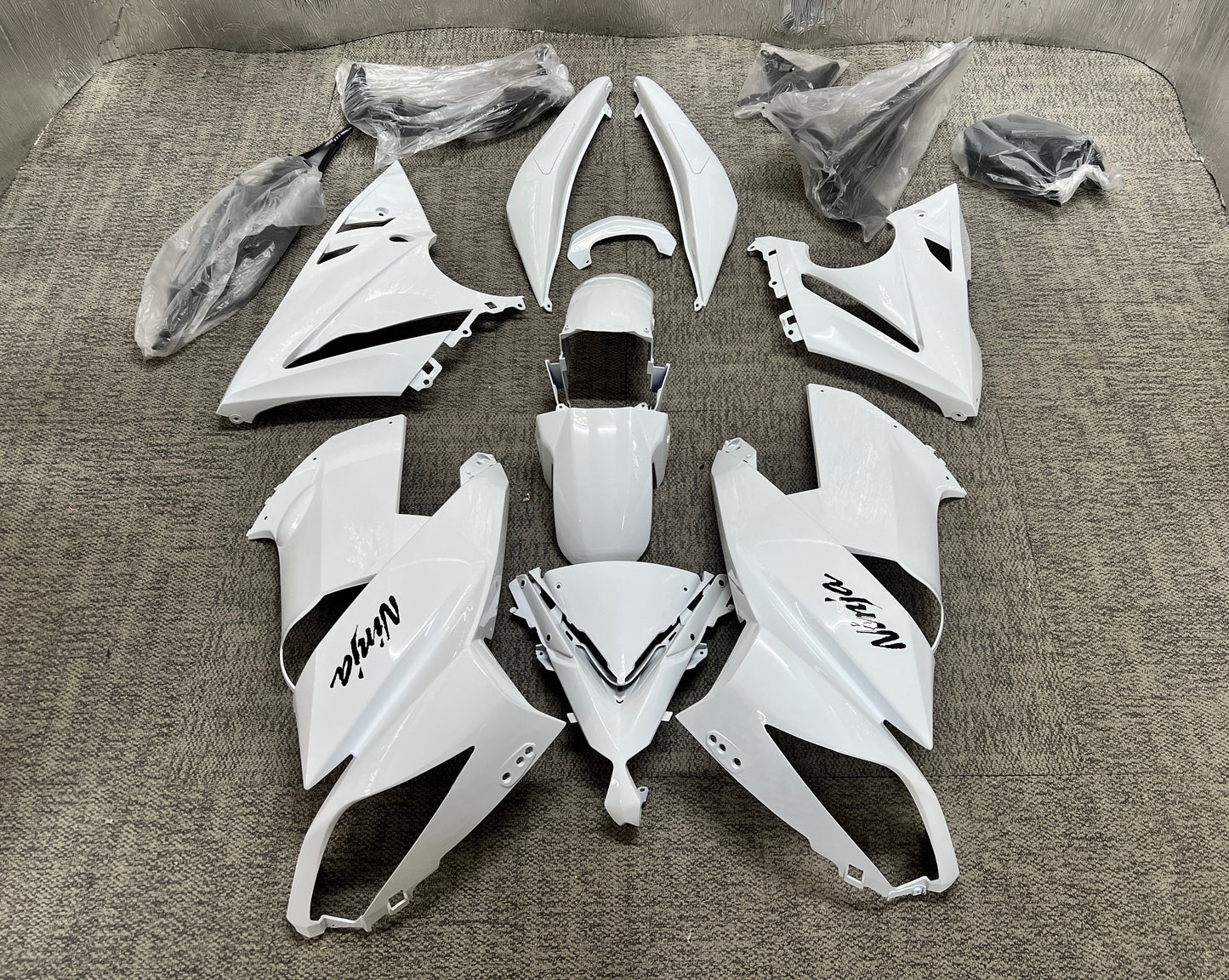 Fairings for Kawasaki Ninja 650 (2009-2011) Gloss White at KingsMotorcycleFairings.com