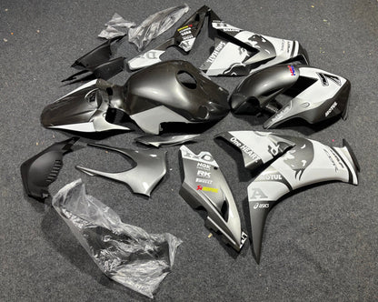 Honda CBR1000RR Race Fairings (2012-2016) Silver, White, Bull from KingsMotorcycleFairings.com