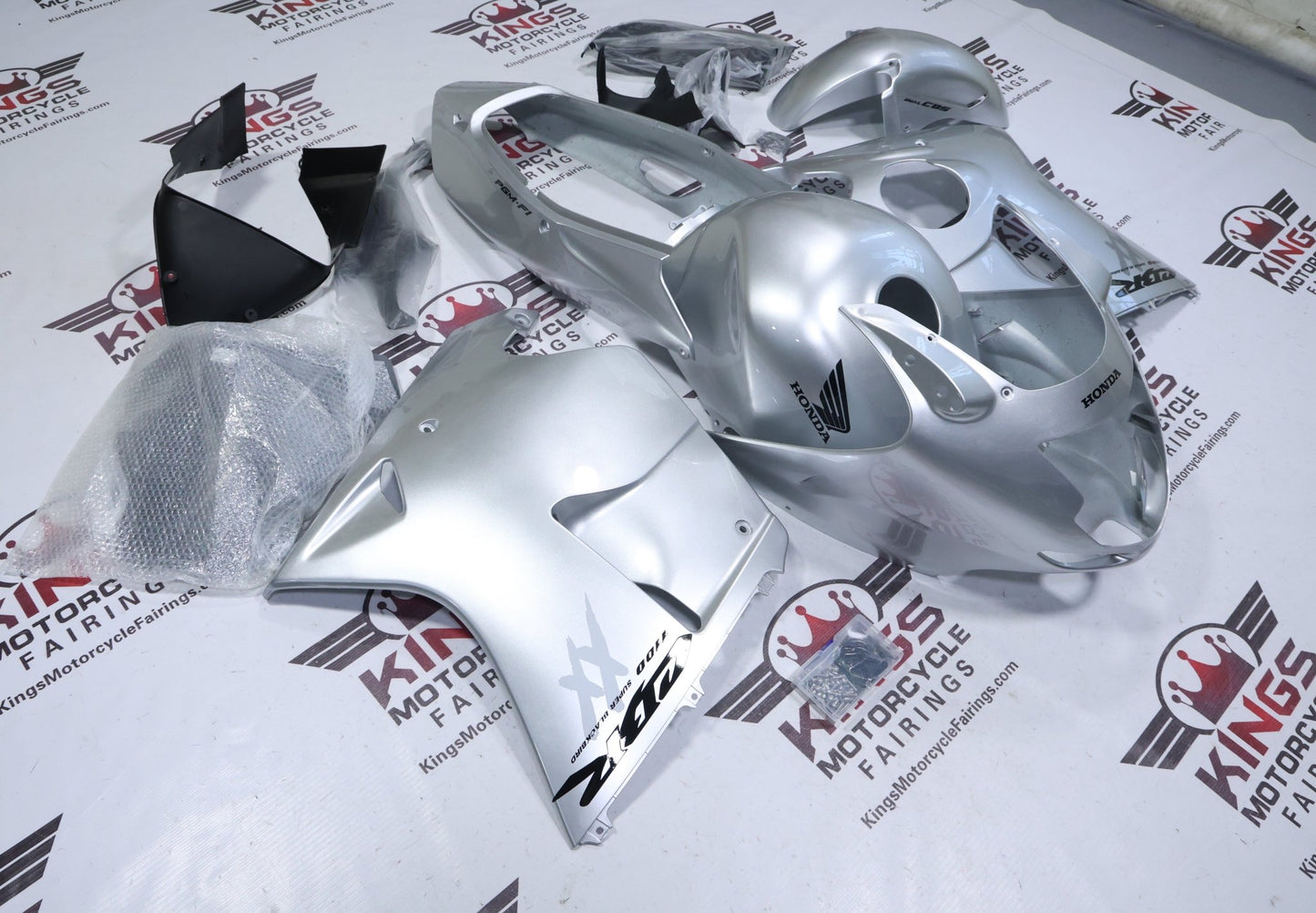 Honda CBR1100XX Super Blackbird Fairings (1996-2007) Gloss Silver, Black from KingsMotorcycleFairings.com