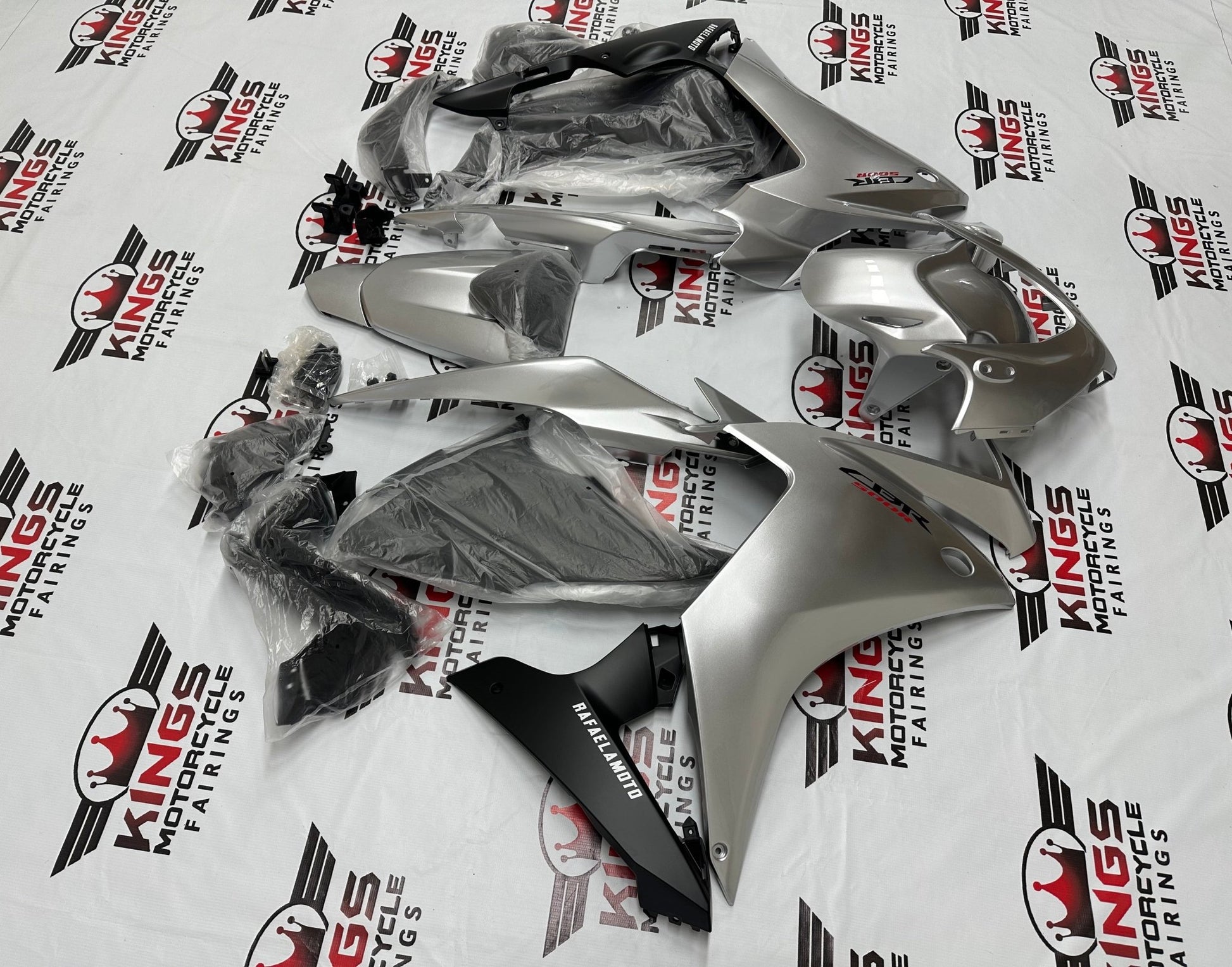 Honda CBR500R Fairings (2013-2015) Gloss Silver, Matte Black from KingsMotorcycleFairings.com