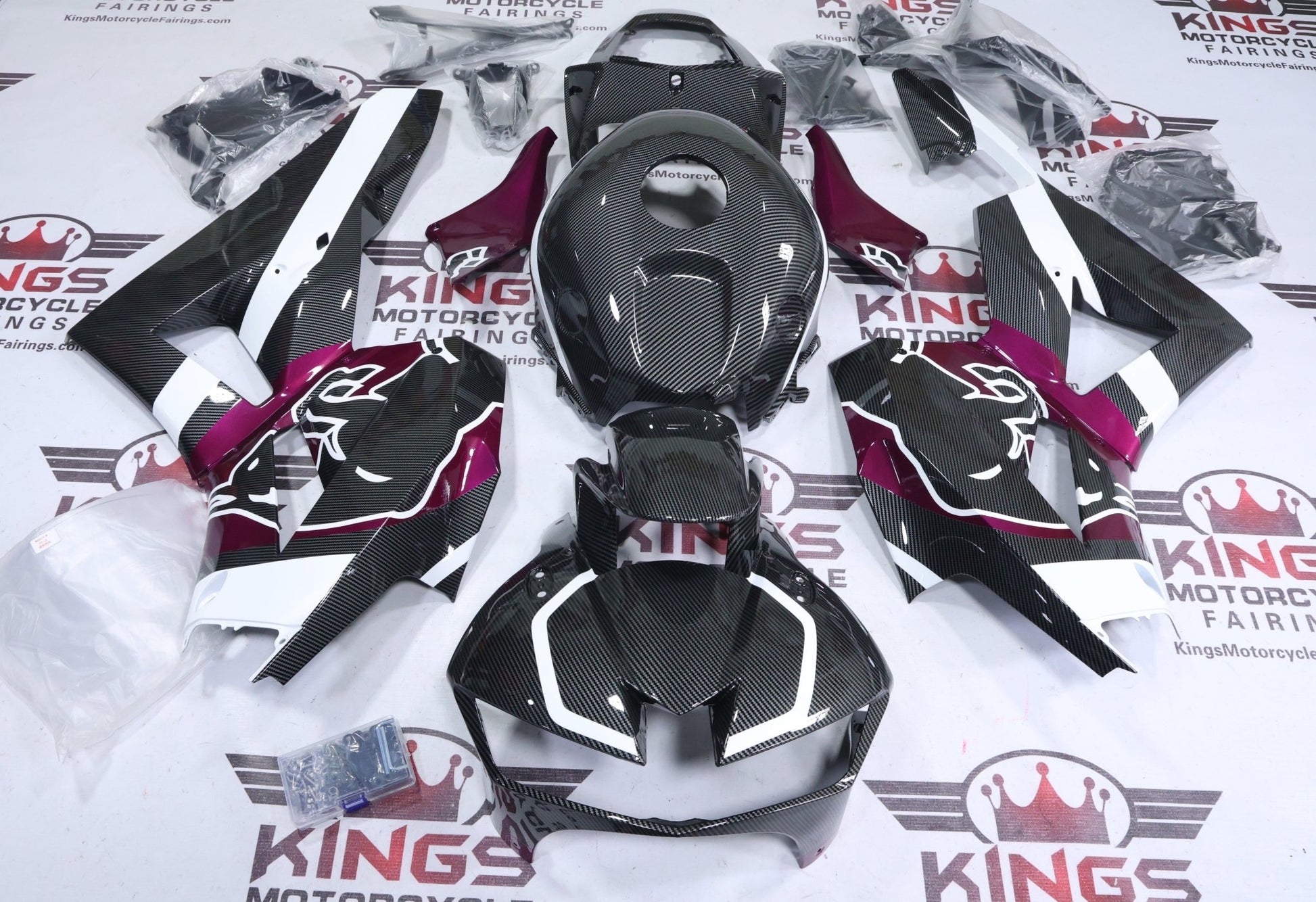 Honda CBR600RR Fairings (2013-2023) Faux Carbon Fiber, Fuchsia Purple, Bull from KingsMotorcycleFairings.com
