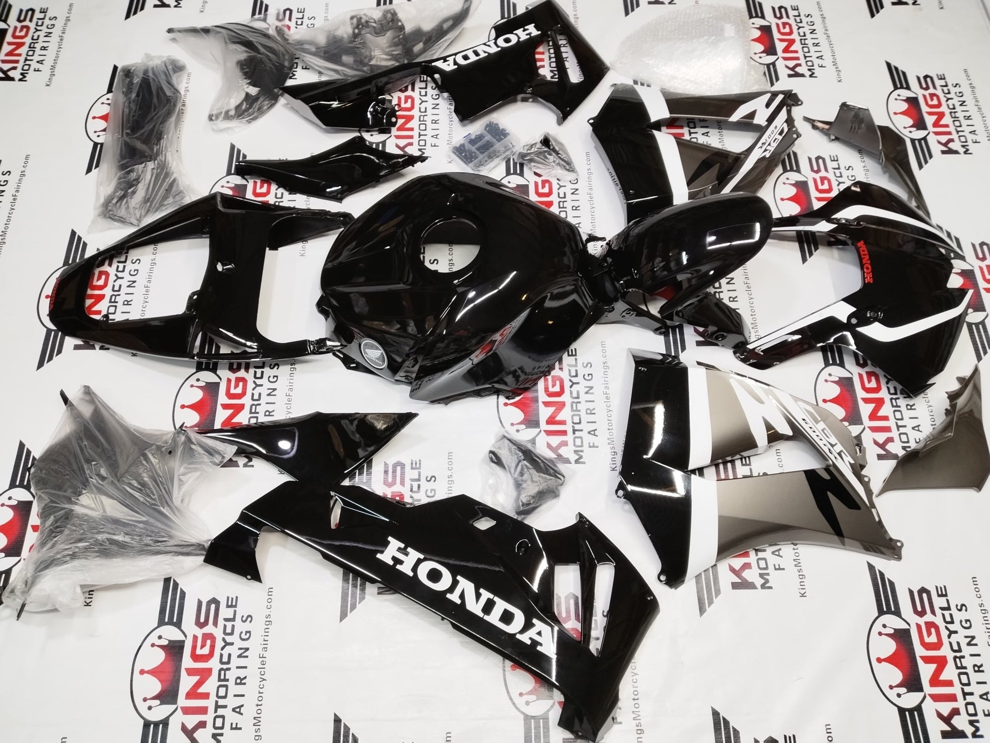 Honda CBR600RR Fairings (2024-2025) Black, Silver, White, Red from KingsMotorcycleFairings.com