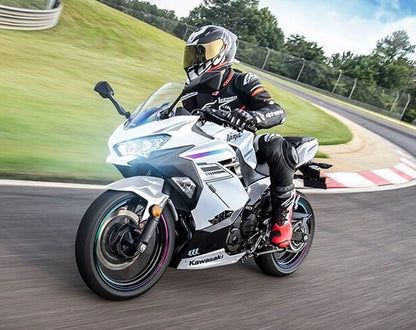 KAWASAKI NINJA 400 Fairing Kit (2018-2023) White Pearl Blizzard by KingsMotorcycleFairings.com jpeg
