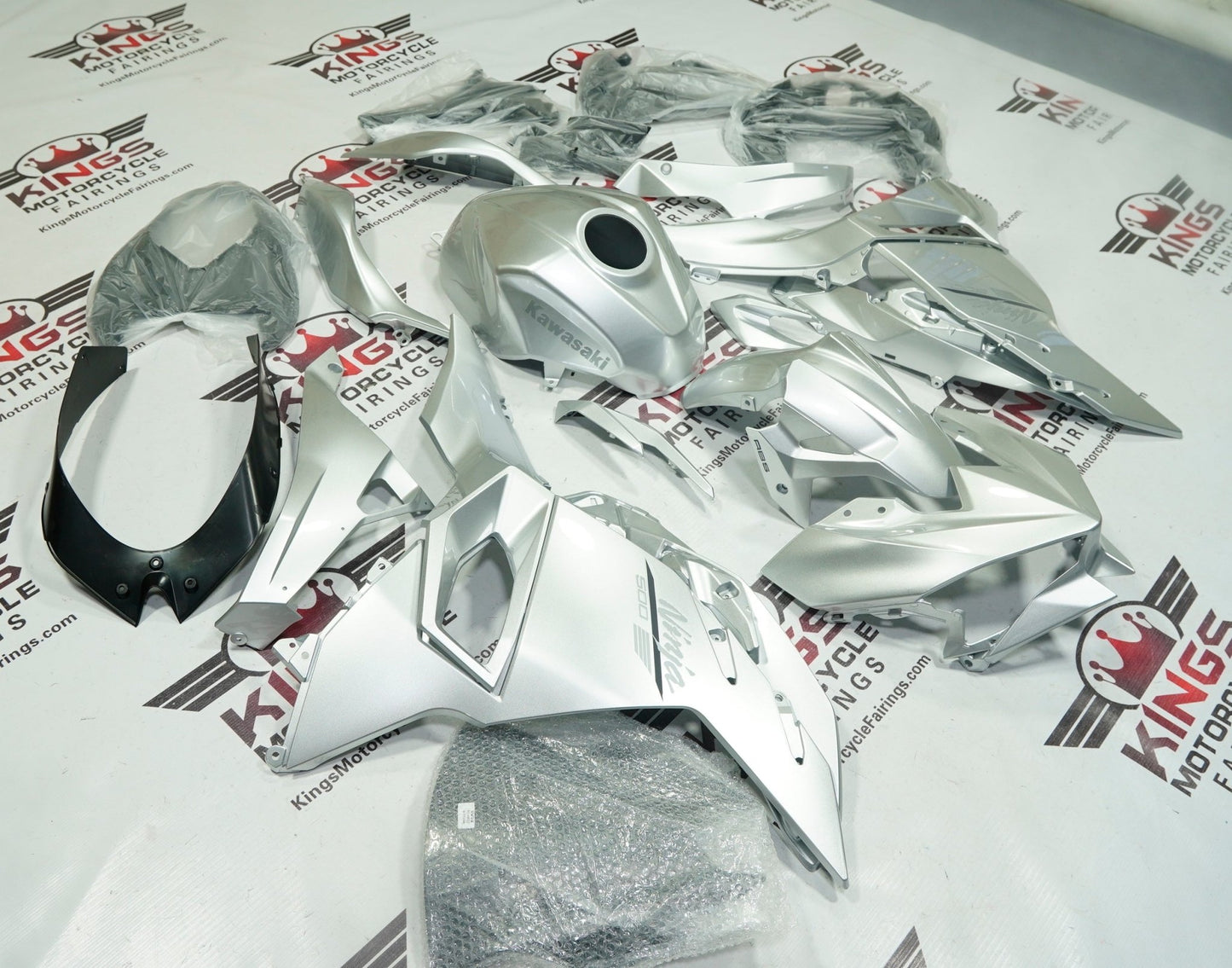 Kawasaki Ninja 500 (2024-2025) Silver Gloss from KingsMotorcycleFairings.com