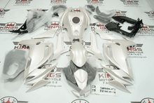 Kawasaki Ninja 650 Fairings (2020-2025) Pearl White at KingsMotorcycleFairings.com