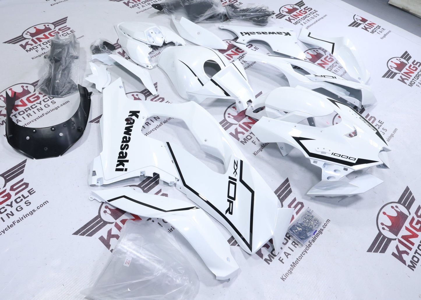 Kawasaki Ninja ZX10R Fairings (2021-2025) Metallic White, Black Stripe from KingsMotorcycleFairings.com