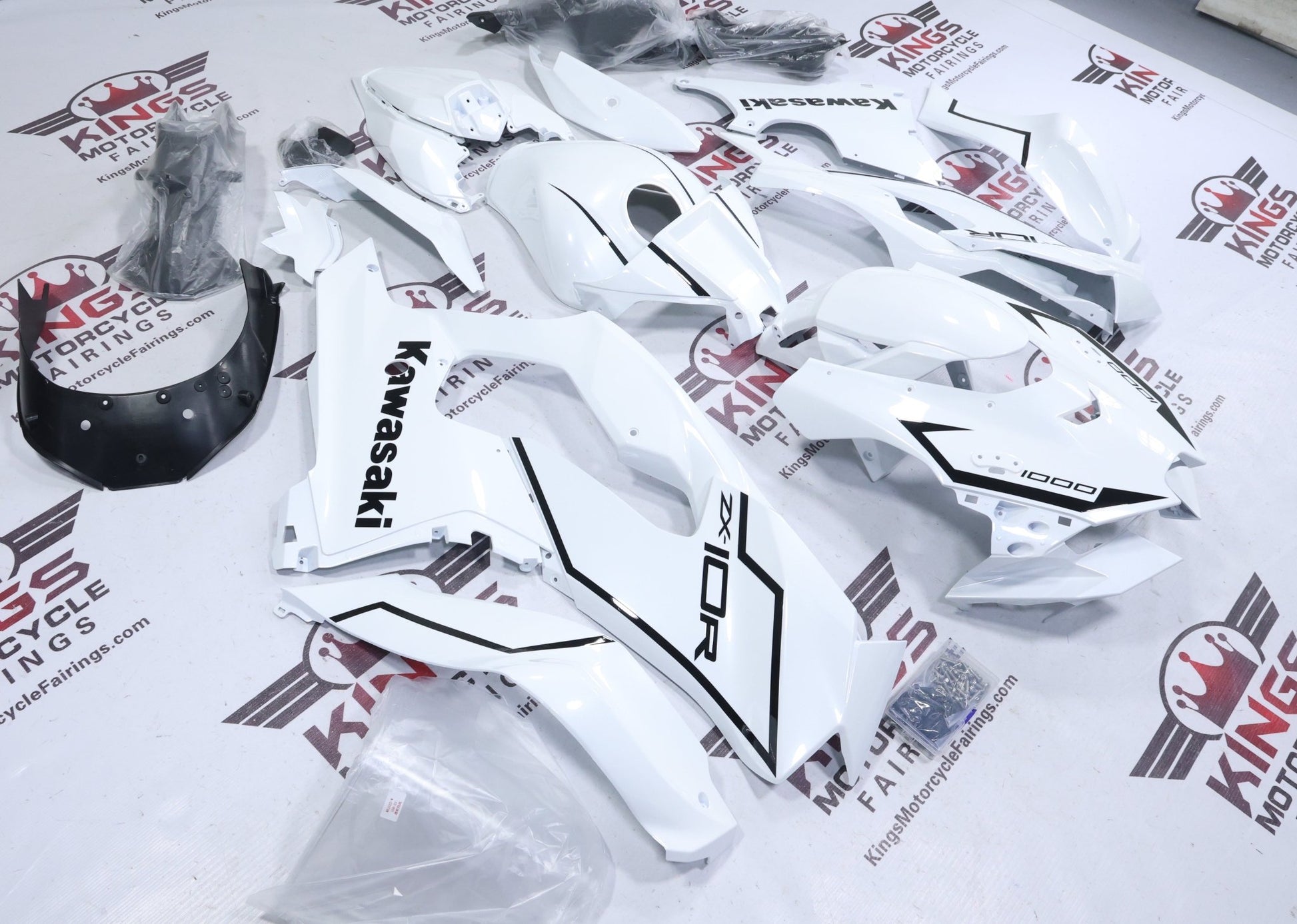 Kawasaki Ninja ZX10R Fairings (2021-2025) Metallic White, Black Stripe from KingsMotorcycleFairings.com