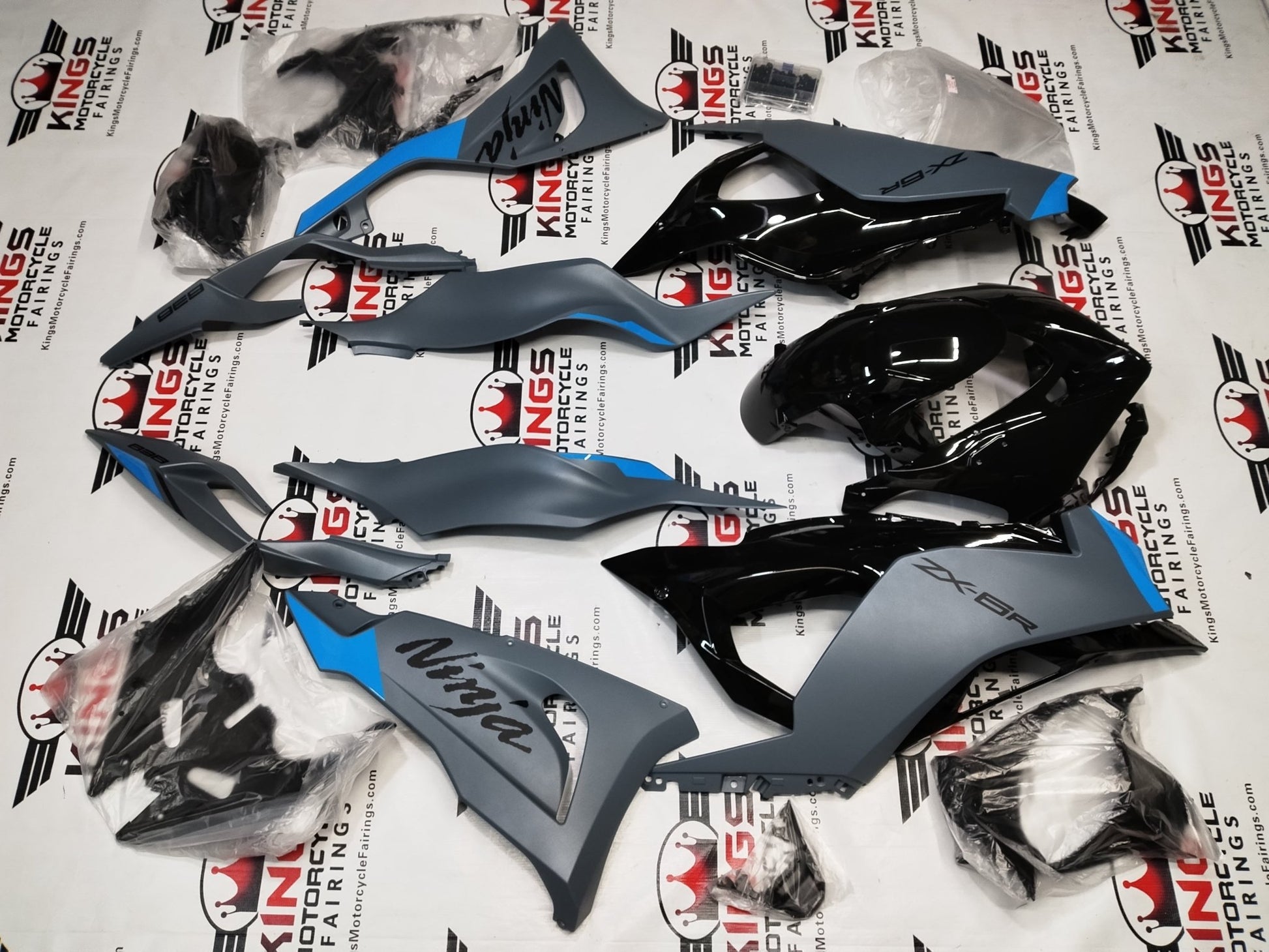 Kawasaki ZX6R 636 Fairings (2024-2025) Matte Dark Gray Metallic at KingsMotorcycleFairings.com