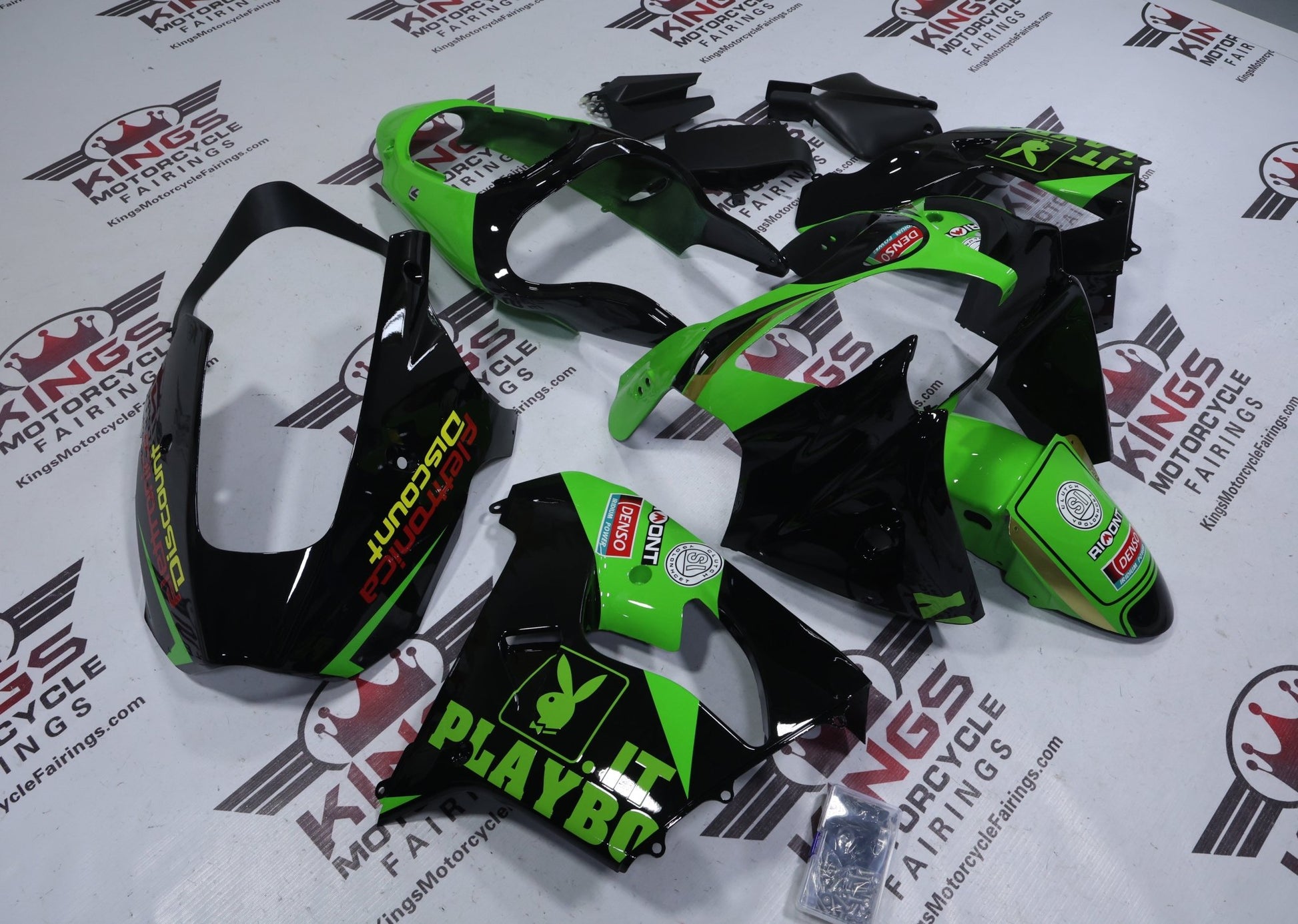Kawasaki ZX9R Fairings (2000-2001) Black, Green Playboy from KingsMotorcycleFairings.com