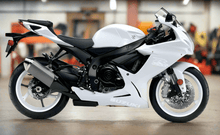 SUZUKI GSXR600 Fairings (2025-2026) White on White from KingsMotorcycleFairings.com