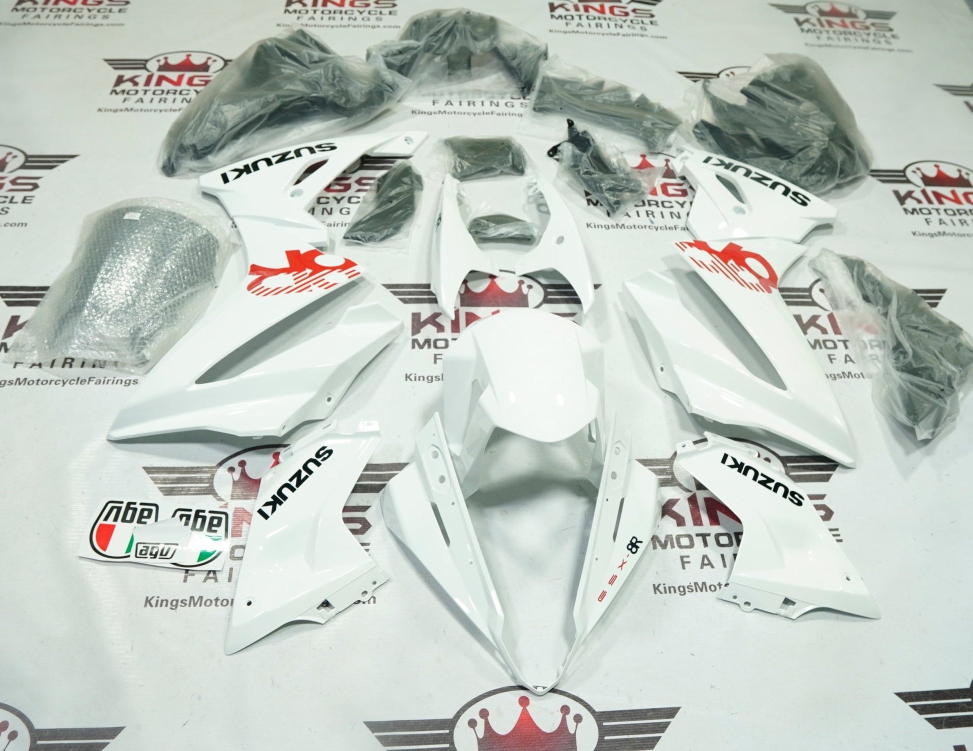 Suzuki GSX8R Fairings (2024-2025) White, Red, Black at KingsMotorcycleFairings.com