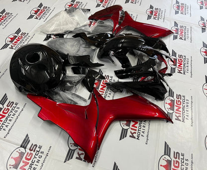 Suzuki GSX-R600 Fairings (2025-2026) Black, Candy Red at KingsMotorcycleFairings.com