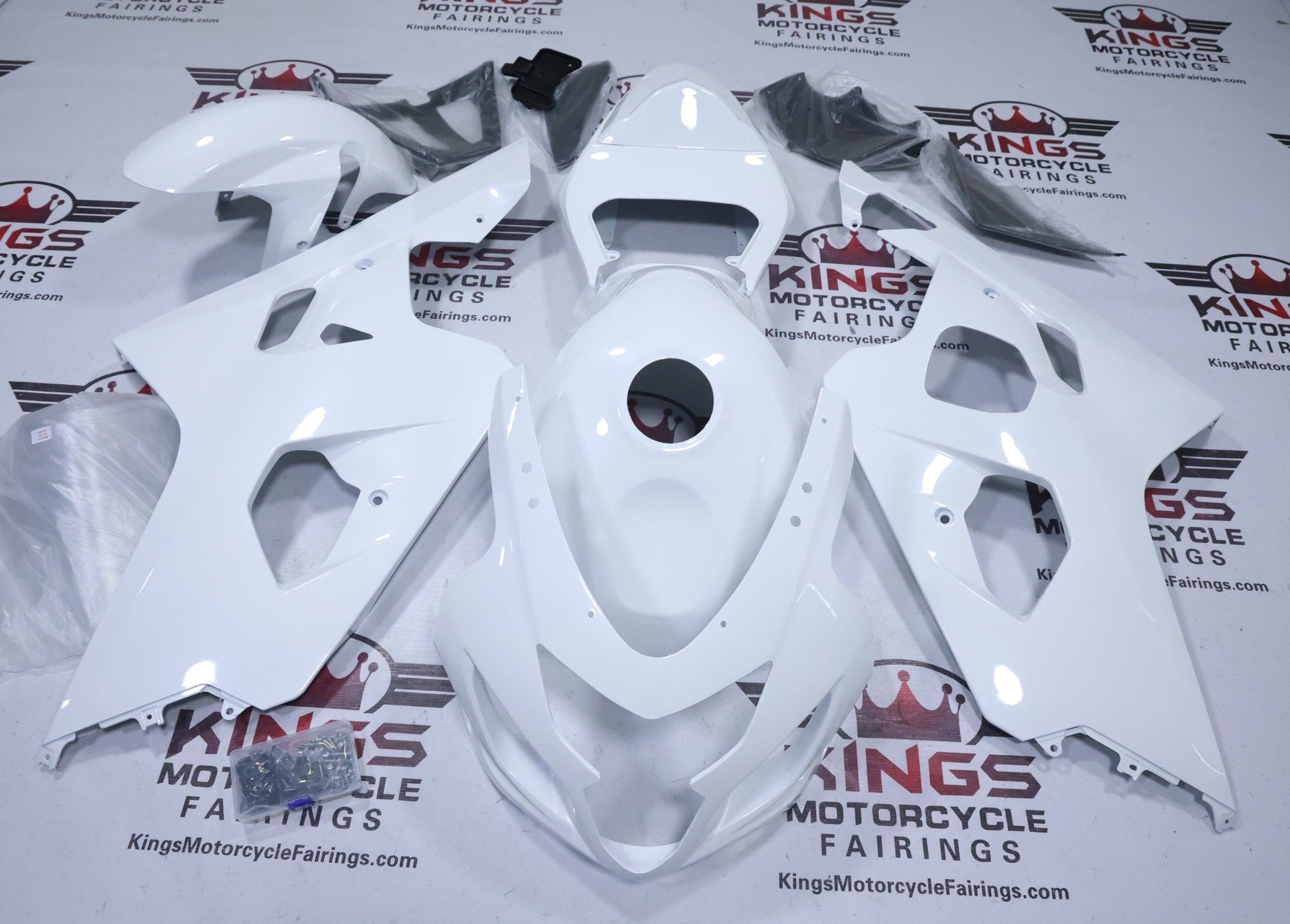 Suzuki GSX-R750 Fairings (2004-2005) White Gloss at KingsMotorcycleFairings.com