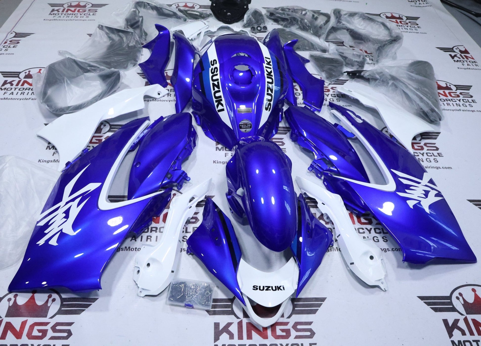 Suzuki GSX1300R Hayabusa Fairings (2021-2026) Blue Pearl, White from KingsMotorcycleFairings.com