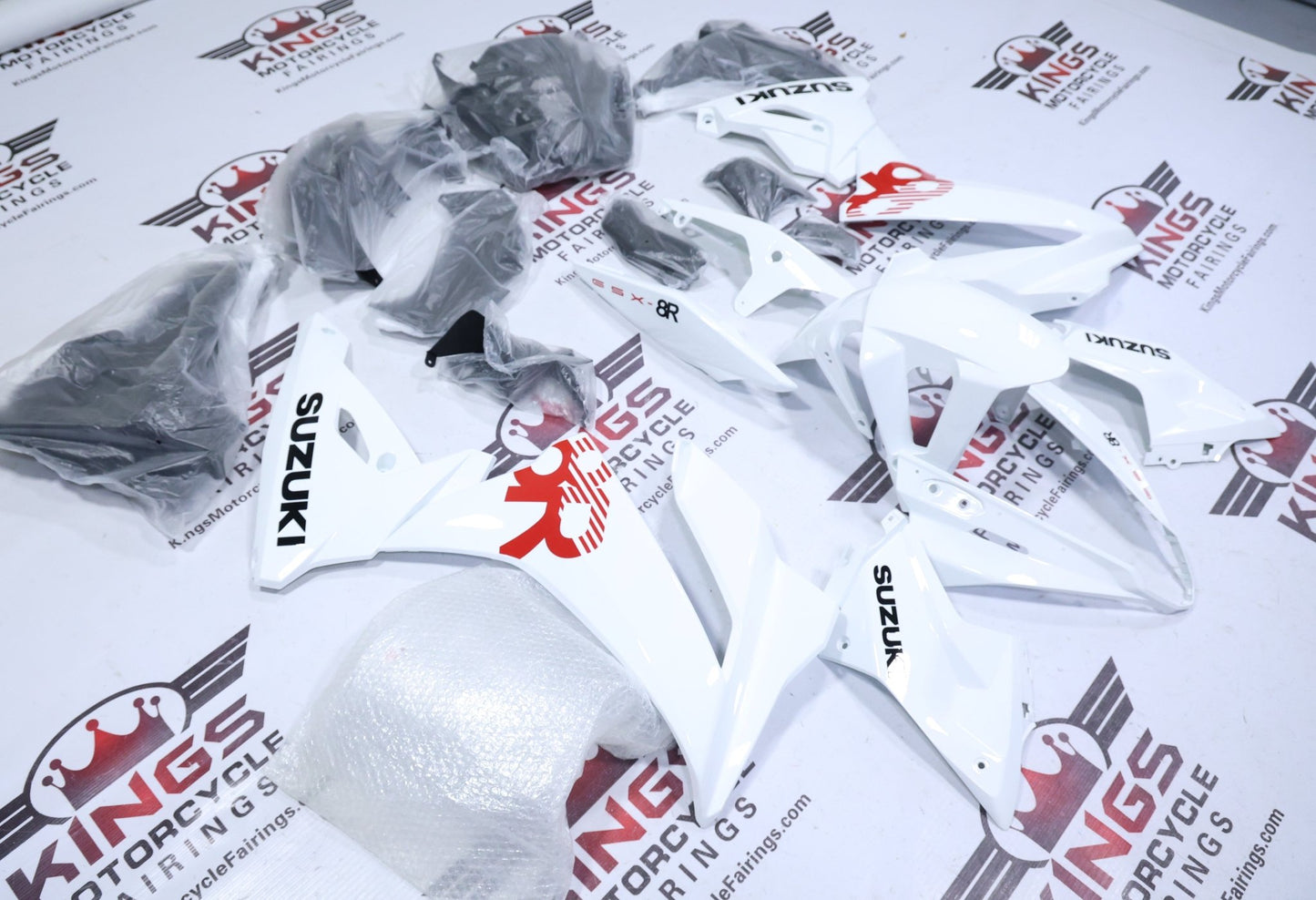 Suzuki GSX8R Fairings (2024-2025) White, Red, Black at KingsMotorcycleFairings.com