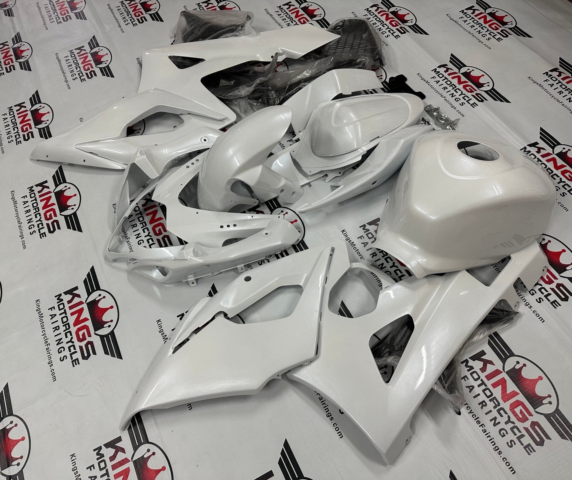 Suzuki GSXR 1000 Fairings (2005-2006) Pearl White at KingsMotorcycleFairings.com