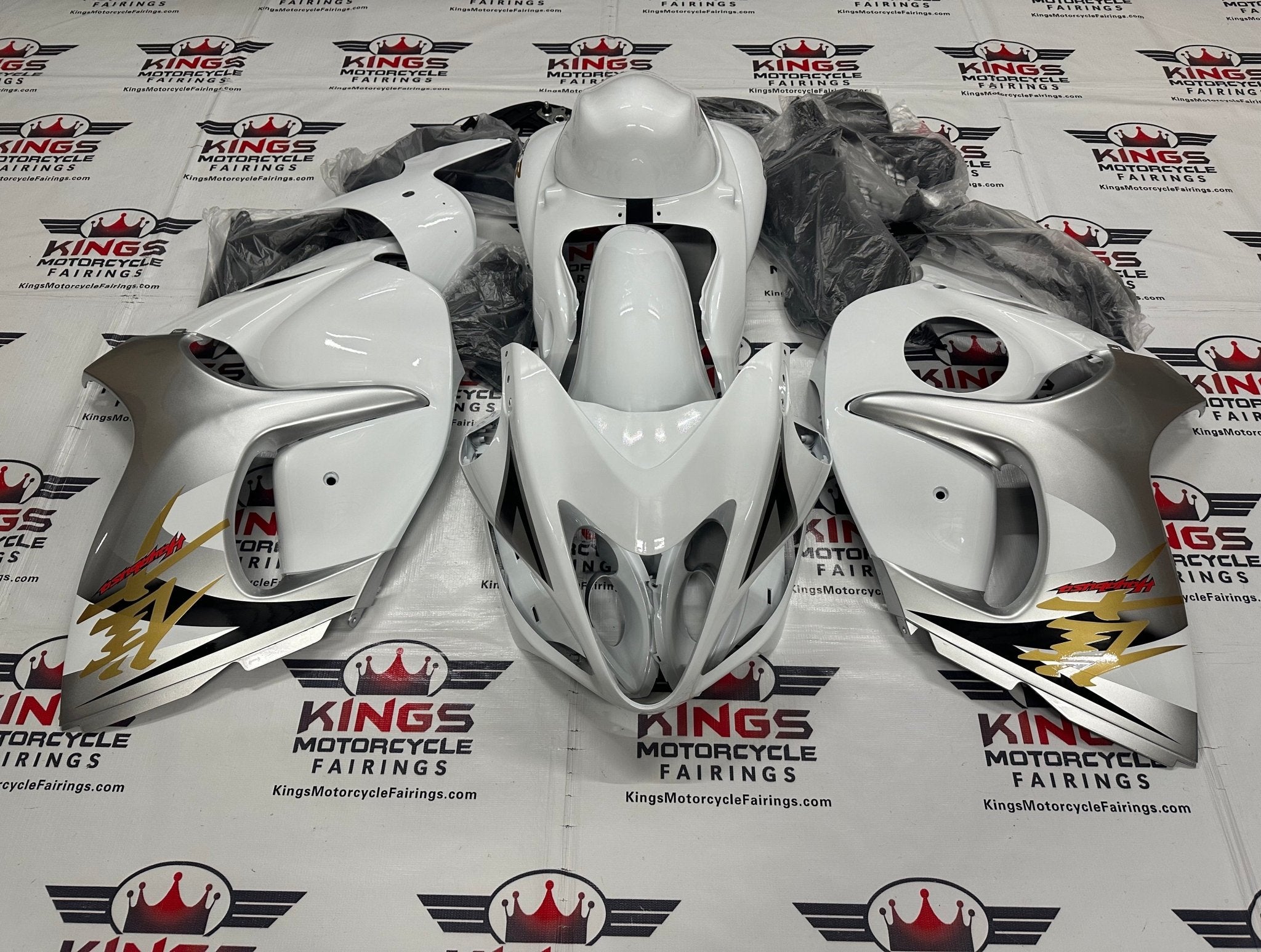 Suzuki GSXR1300 Hayabusa Fairings (2008-2019) White, Silver & Gold at KingsMotorcycleFairings.com