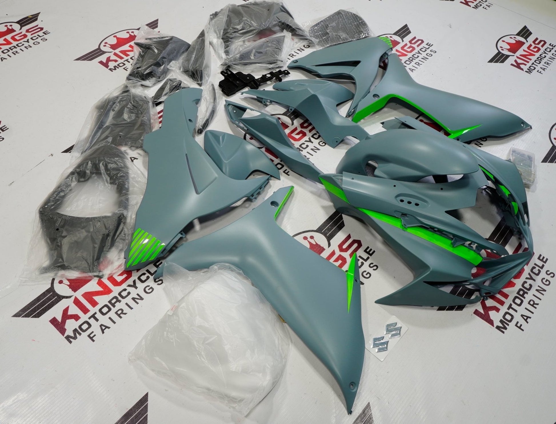 Suzuki GSXR600 Fairing Kit (2025-2026) Matte Blue Gray, Lime Green at KingsMotorcycleFairings.com