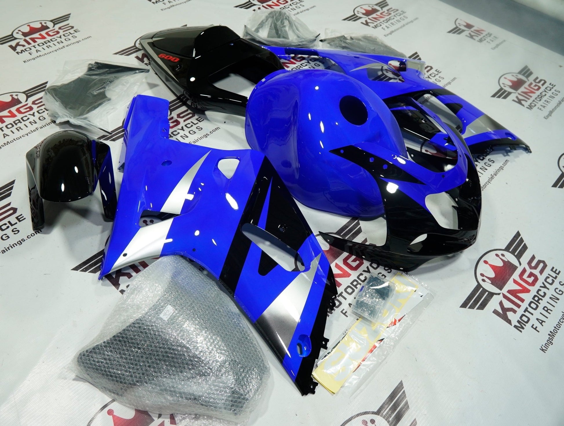 Suzuki GSXR600 Fairings (2000-2003) Blue, Black, Silver by KingsMotorcycleFairings.com
