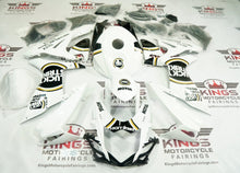 Suzuki GSXR600 Fairings (2025-2026) White Lucky Strike at KingsMotorcycleFairings.com