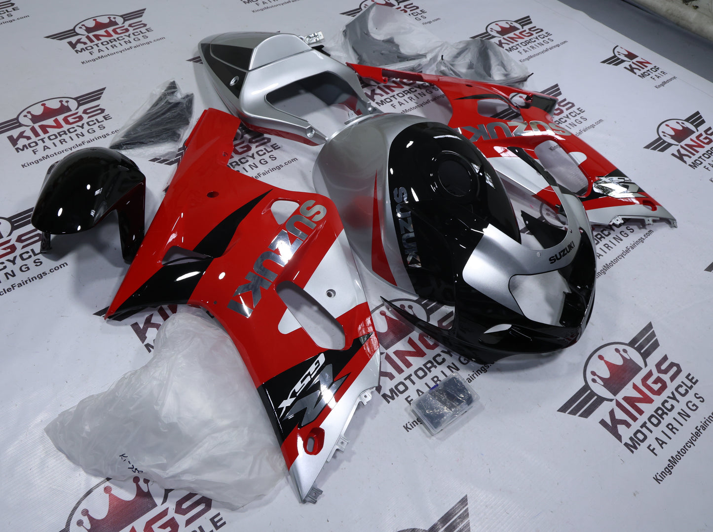 Suzuki GSXR750 Fairings (2000-2003) Red, Silver, Black, Chrome from KingsMotorcycleFairings.com 
