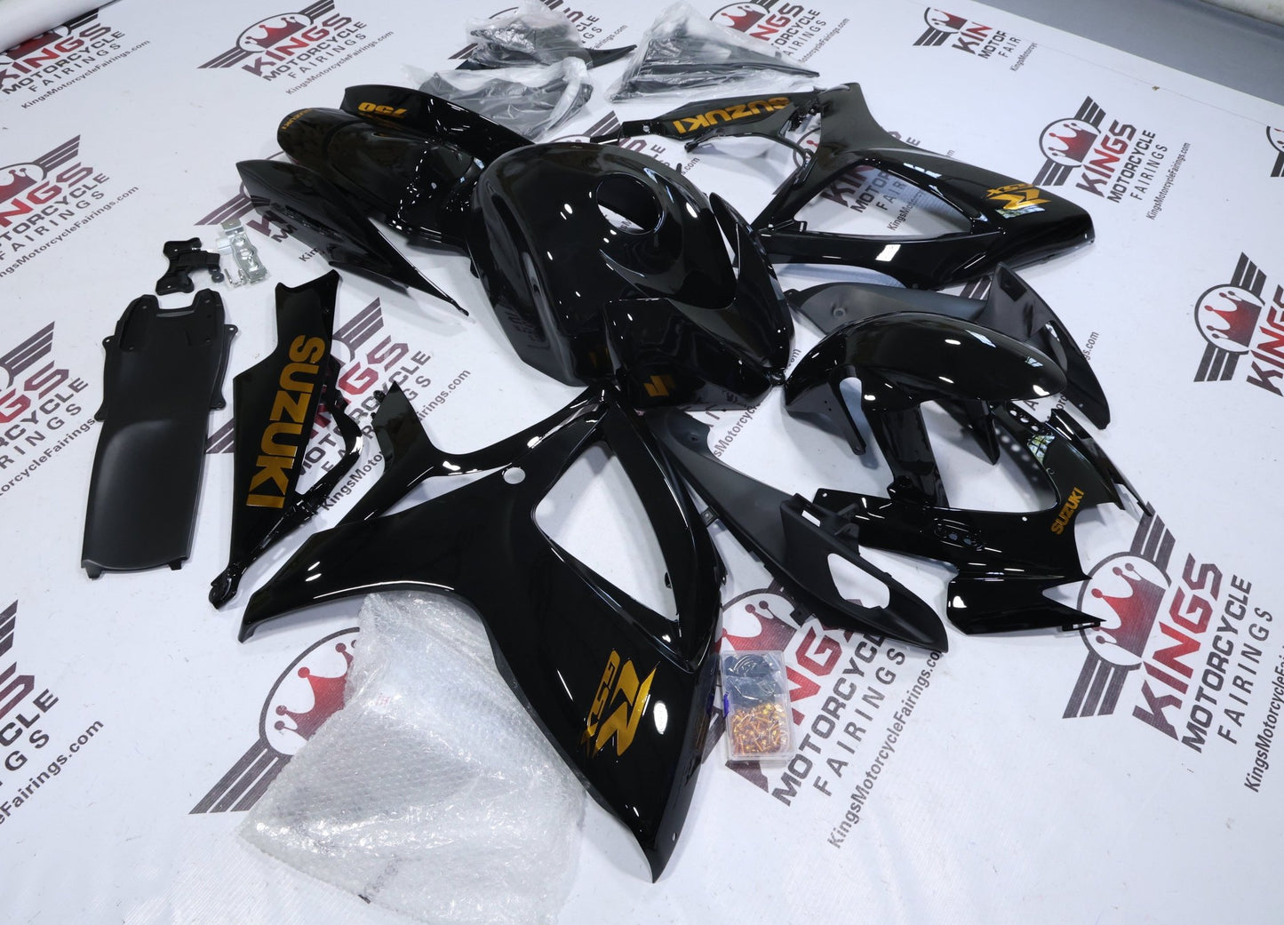 Suzuki GSXR750 Fairings (2006-2007) Black, Chrome Gold at KingsMotorcycleFairings.com