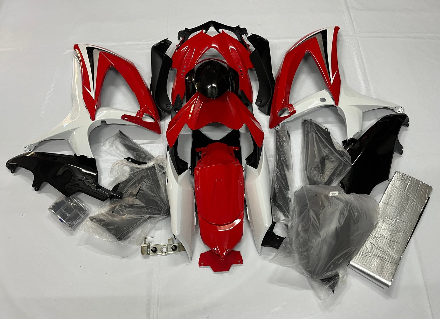 Suzuki GSXR750 Fairings (2008-2010) Red, White, Black at KingsMotorcycleFairings.com