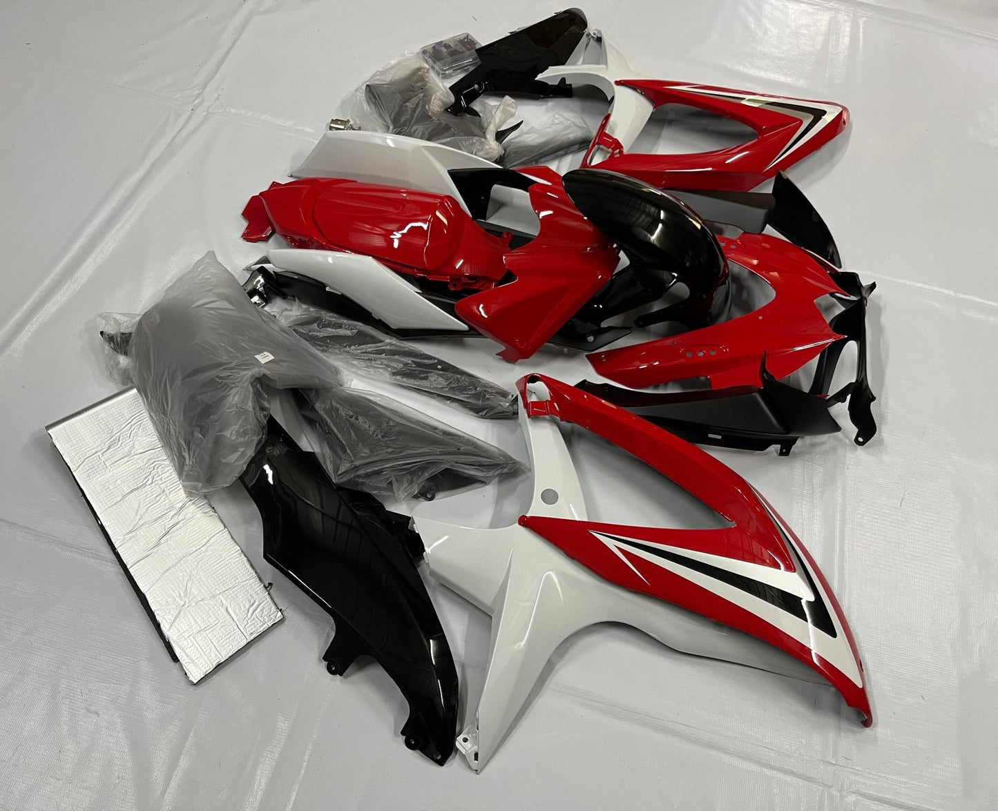 Suzuki GSXR750 Fairings (2008-2010) Red, White, Black at KingsMotorcycleFairings.com