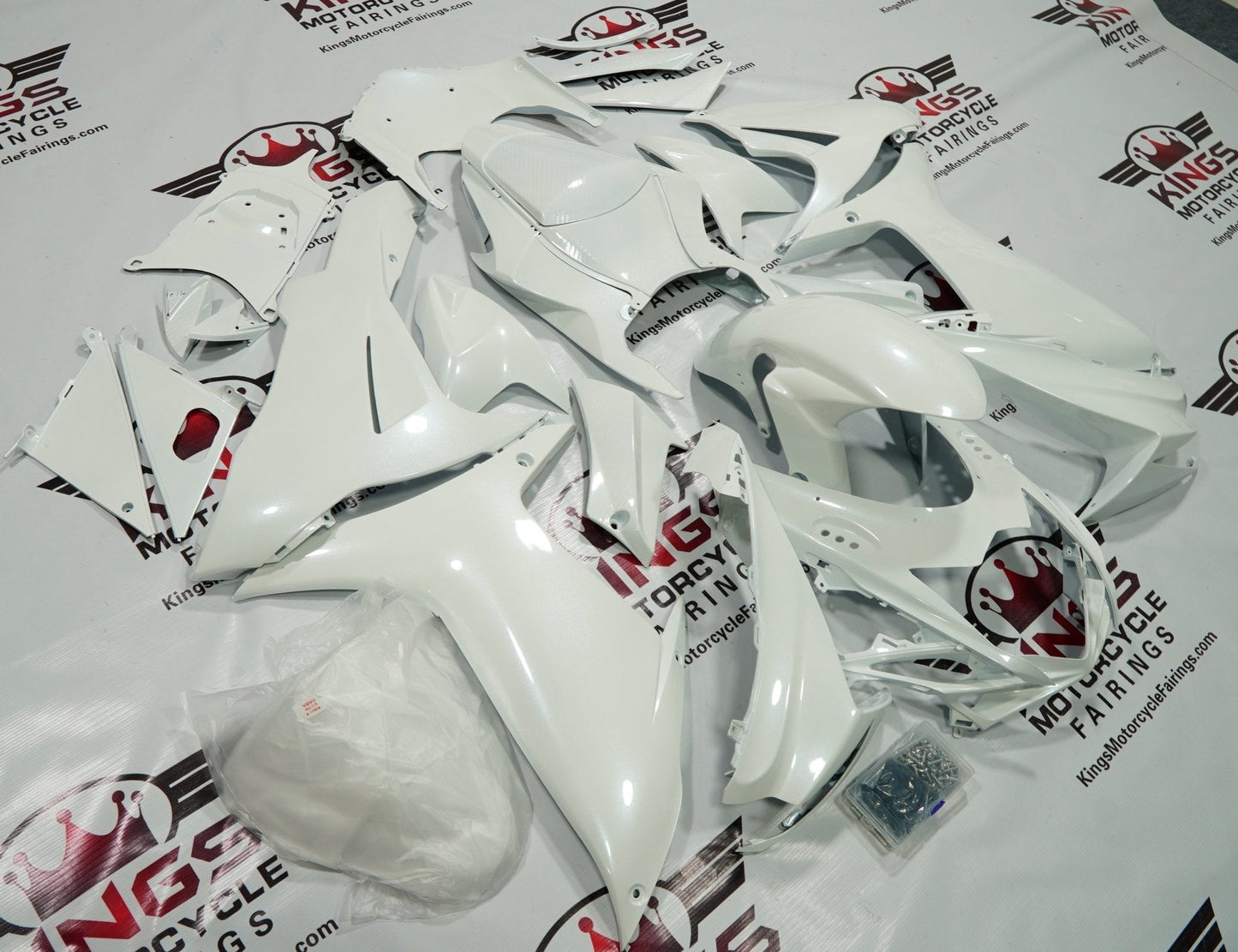 Suzuki GSXR750 (2011-2023) White Fairings at KingsMotorcycleFairings.com
