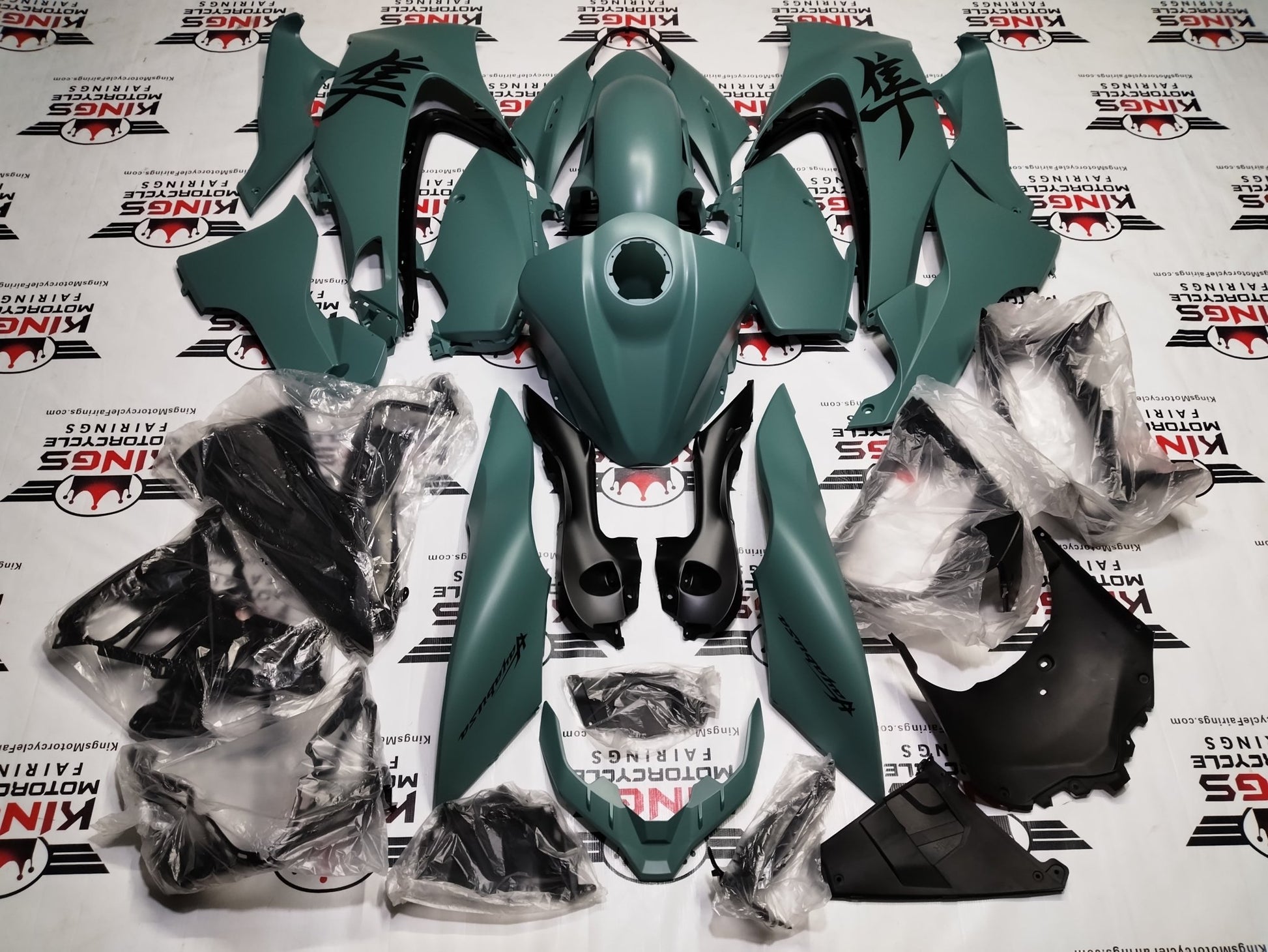 Suzuki Hayabusa Fairings (2021-2025) Matte Green, Matte Black from KingsMotorcycleFairings.com