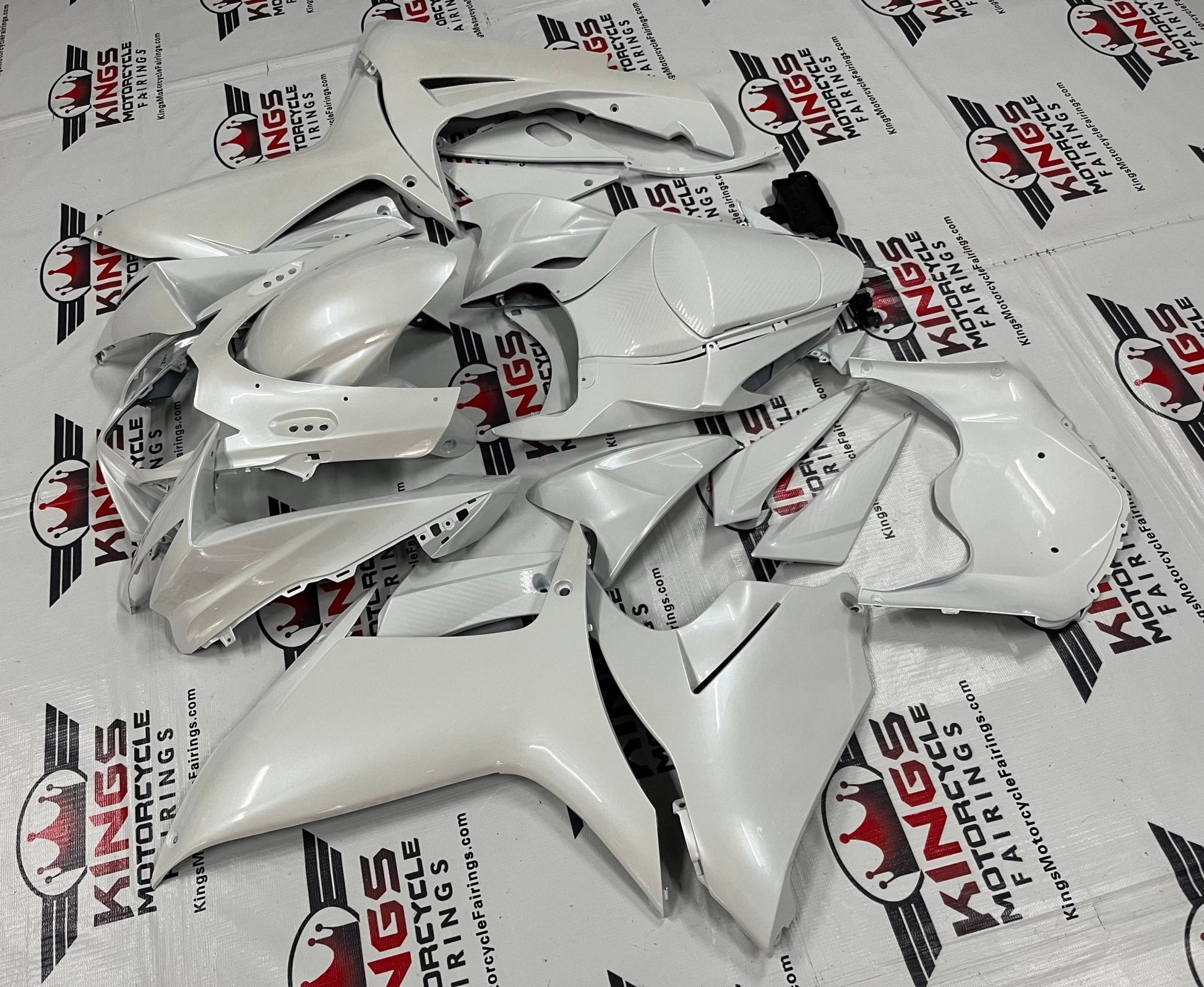 Suzuki GSXR600 Fairing set (2011-2024) Pearl White at KingsMotorcycleFairings.com
