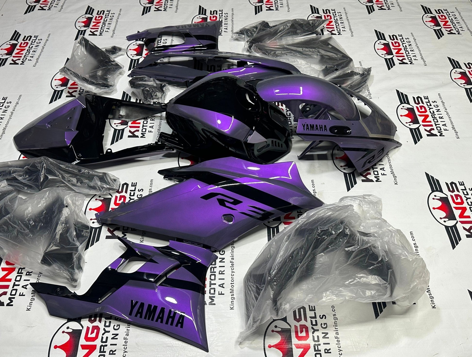 YAMAHA R3 Fairing Set (2019-2021)  Chameleon Purple, Gray at KingsMotorcycleFairings.com