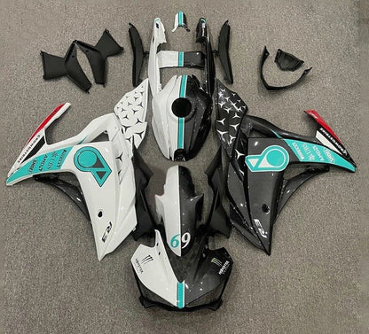 YAMAHA R3 Fairings (2015-2018) Carbon Fiber, White, Blue Petronas at KingsMotorcycleFairings.com