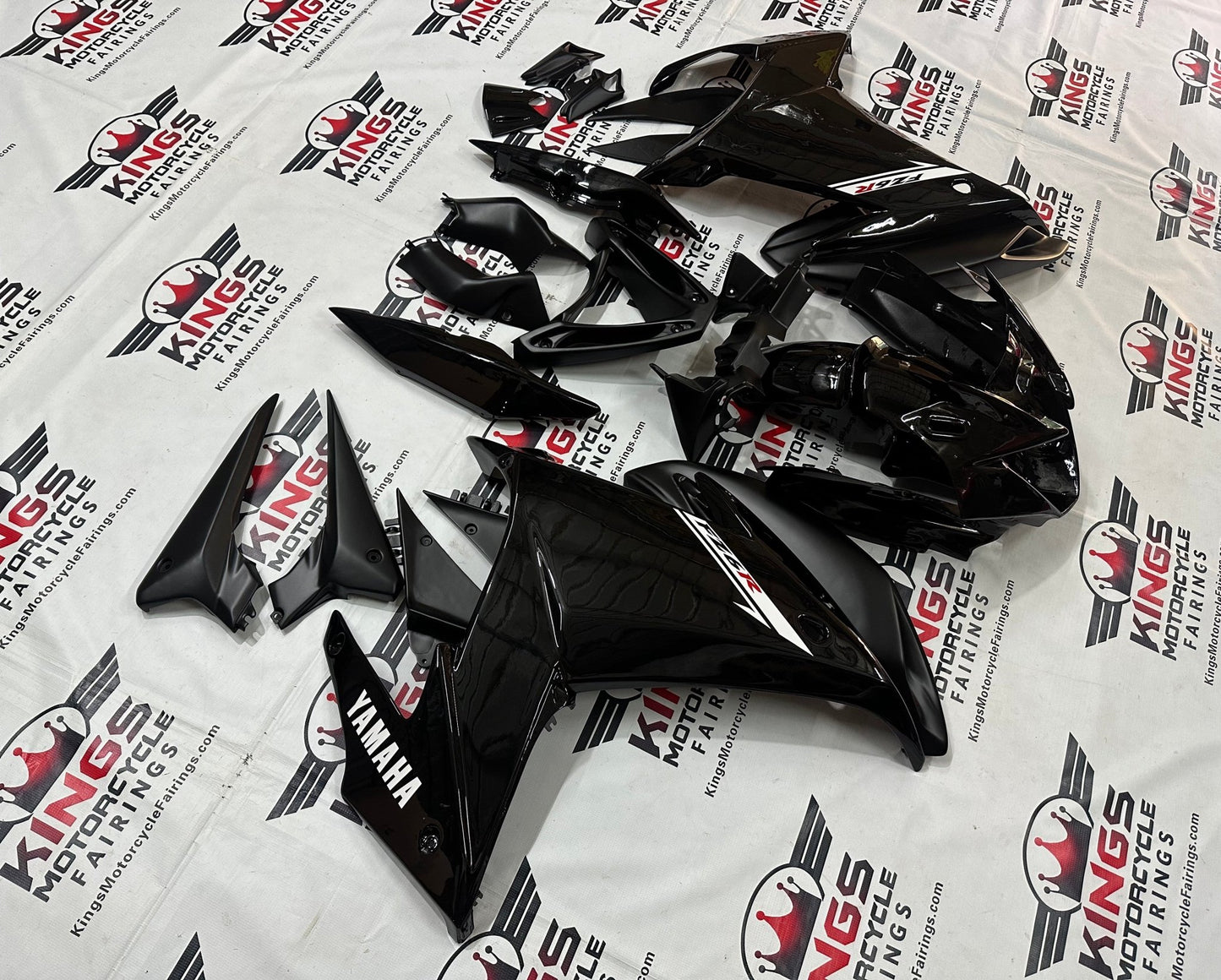 Yamaha FZ6R Fairings (2009-2015) Black, White, Red from KingsMotorcycleFairings.com