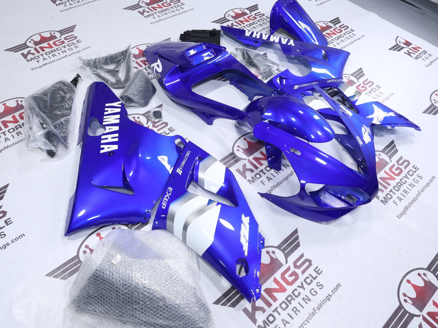 Yamaha YZF-R1 Fairings (2000-2001) Blue, White at KingsMotorcycleFairings.com