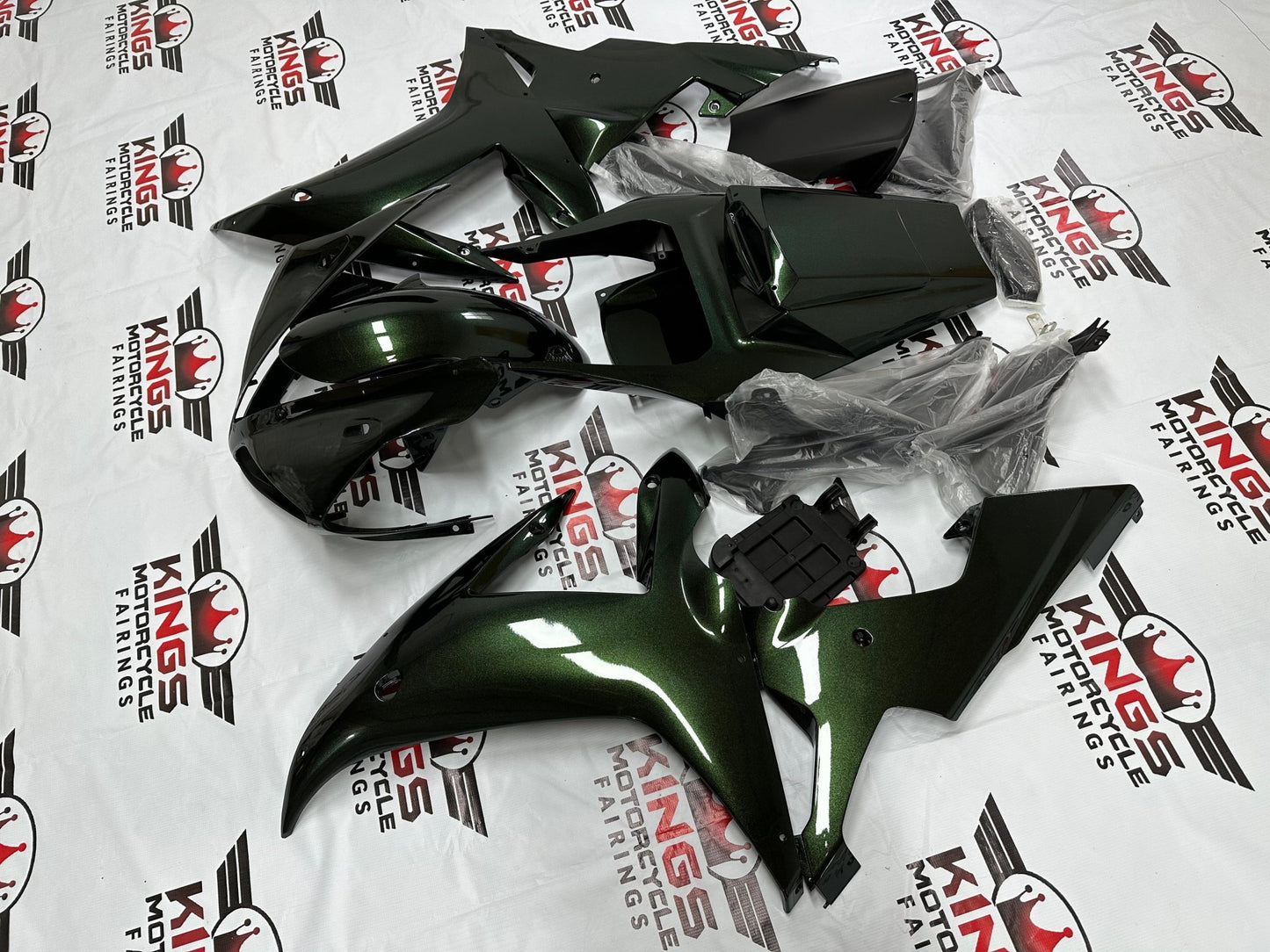 Yamaha YZF-R1 Fairings (2002-2003) Dark Green from KingsMotorcycleFairings.com