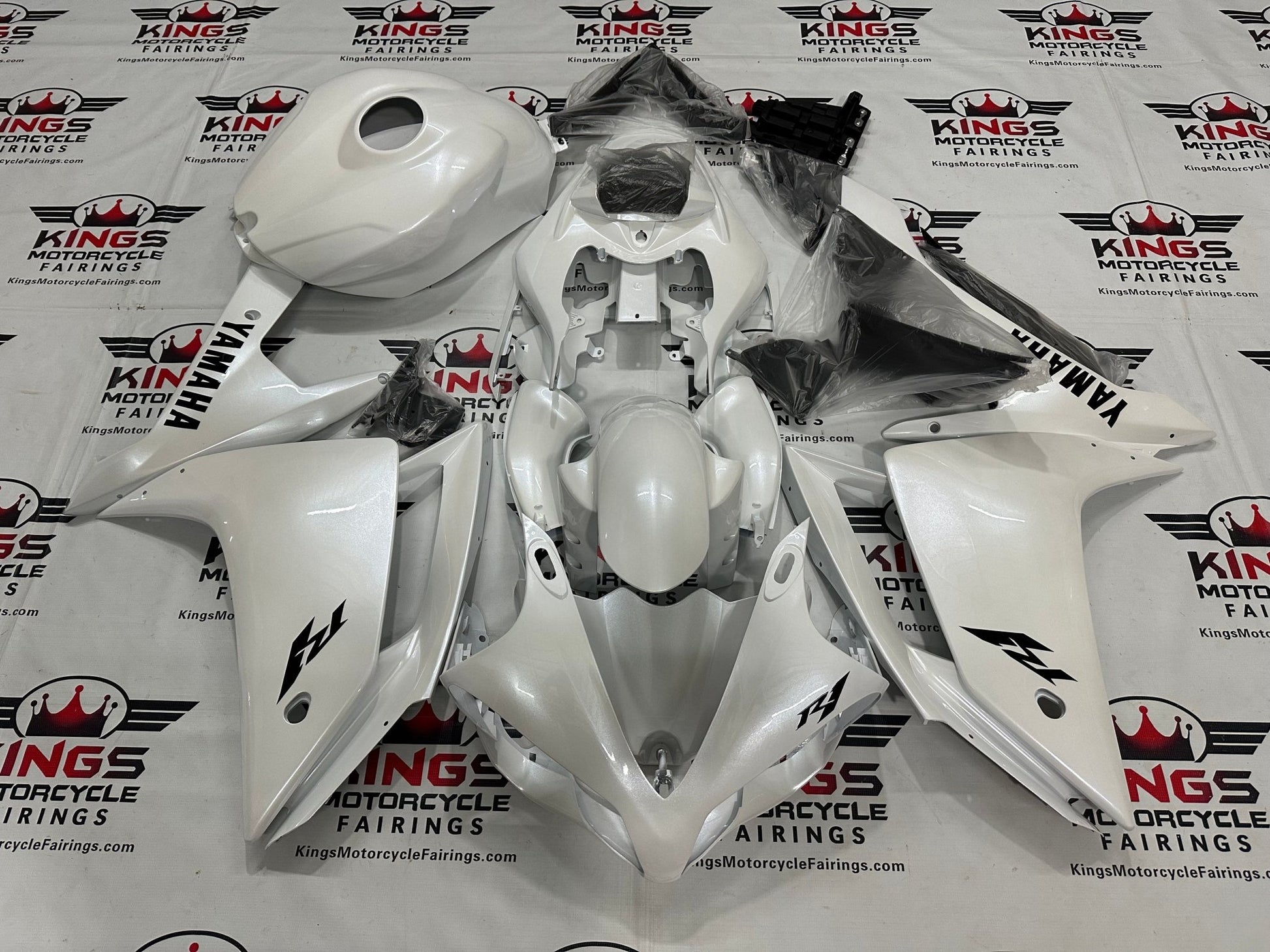 Yamaha YZF-R1 Fairings (2007-2008) Pearl White, Metallic Black at KingsMotorcycleFairings.com