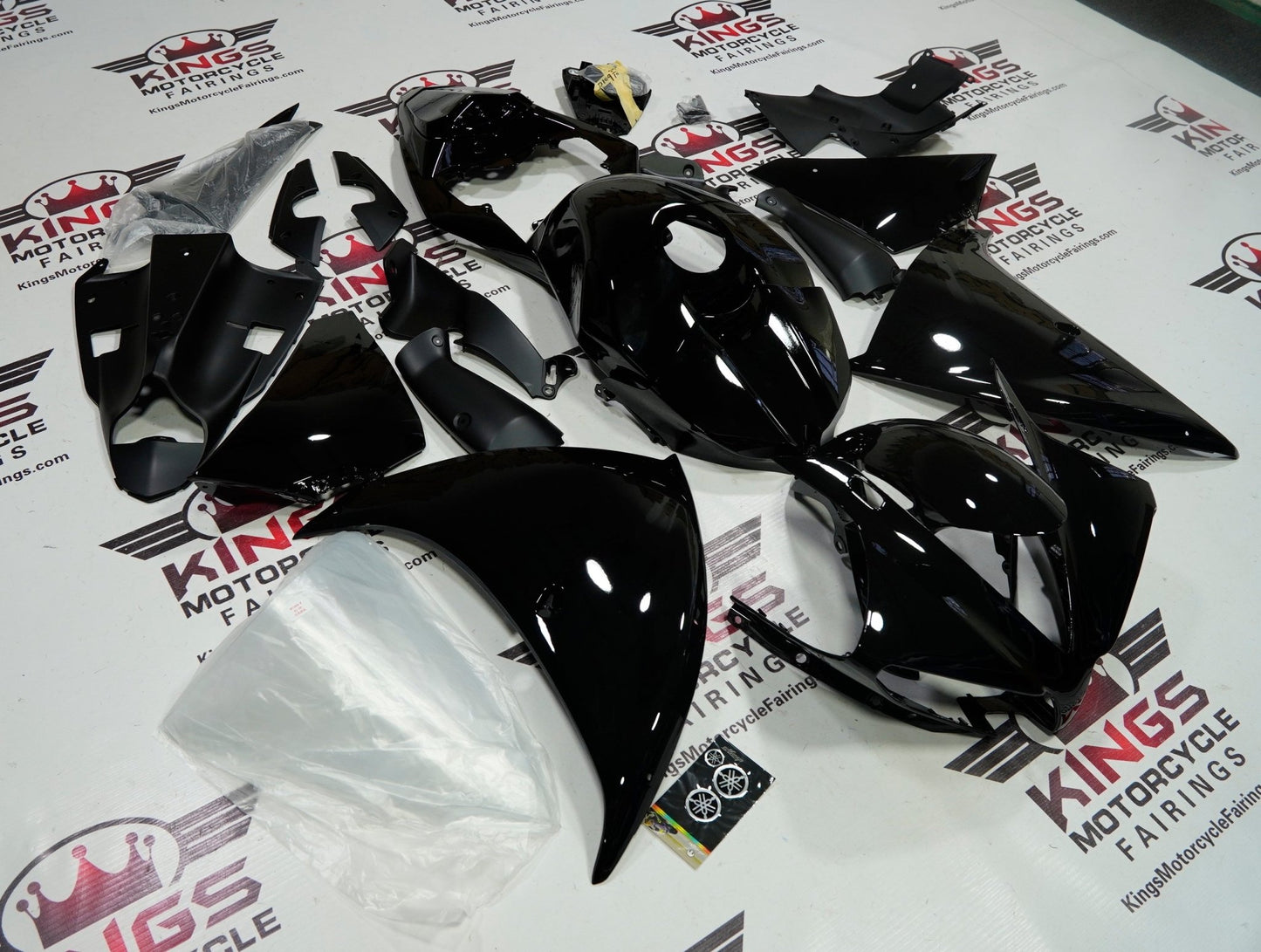 Yamaha YZF-R1 Fairings (2012-2014) Black at KingsMotorcycleFairings.com