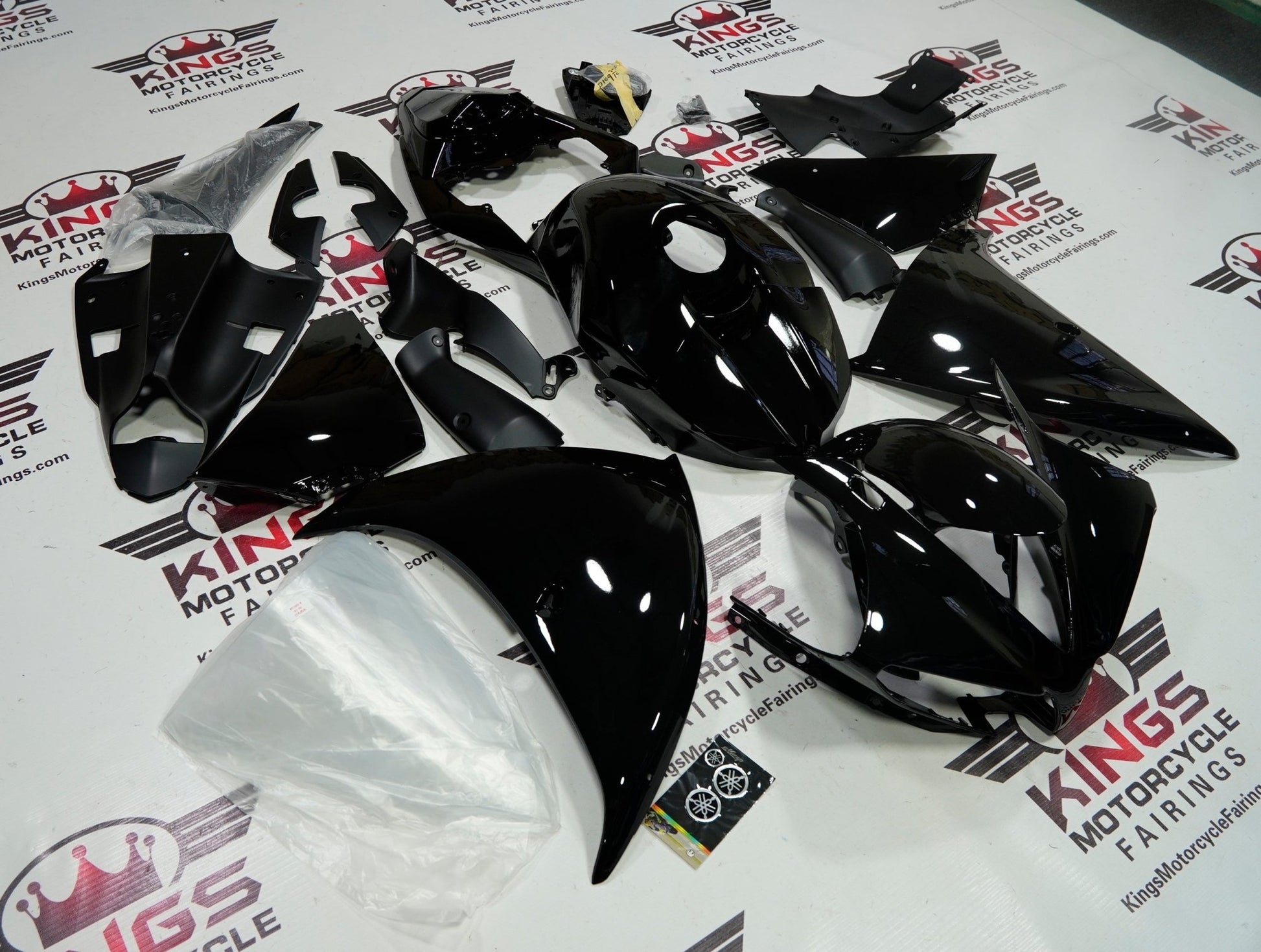 Yamaha YZF-R1 Fairings (2012-2014) Black at KingsMotorcycleFairings.com