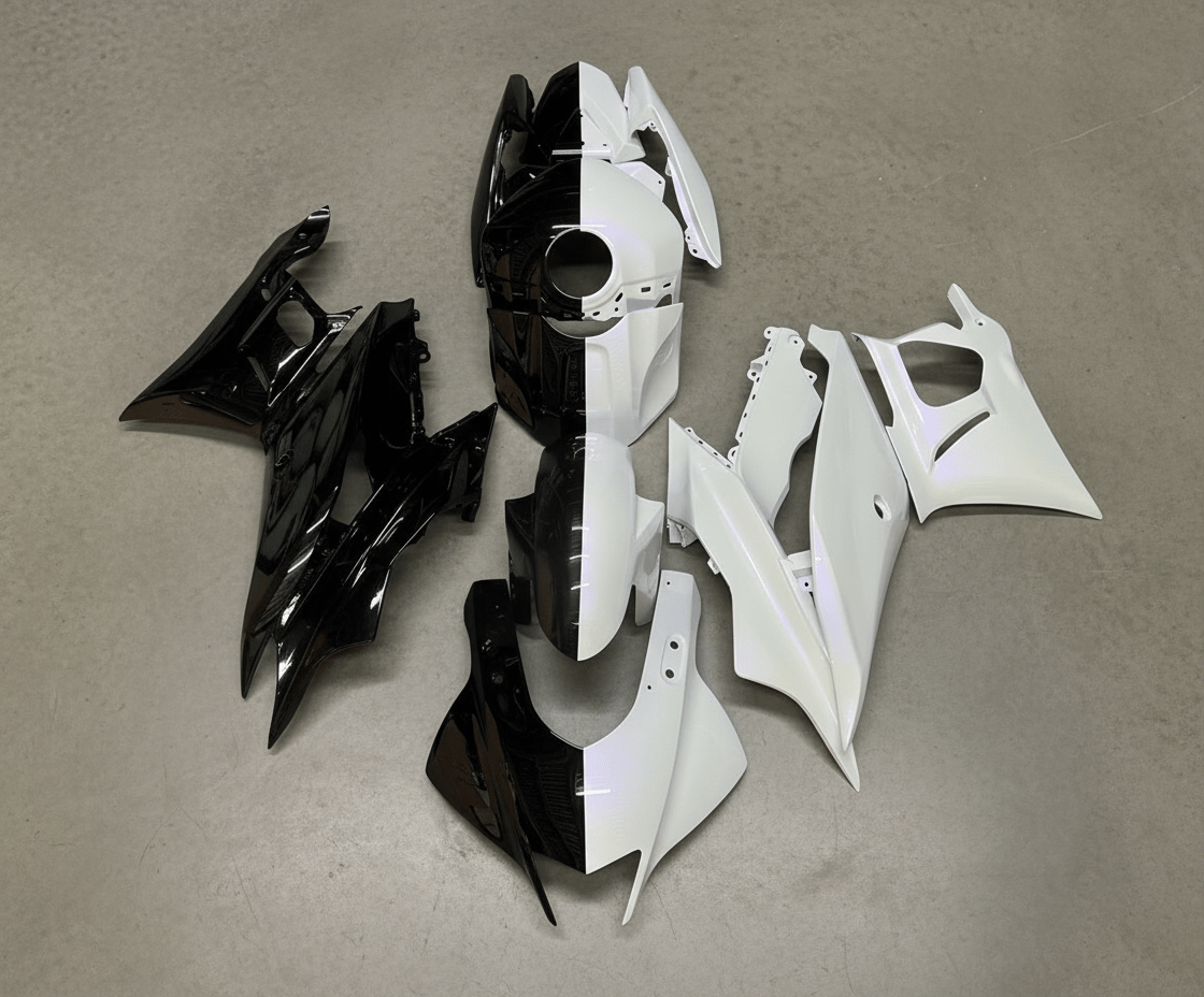 Yamaha YZF-R3 Fairings (2019-2021) Black, White Split at KingsMotorcycleFairings.com