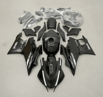 Yamaha YZF-R3 Fairings (2022-2024) Black Gloss, White at KingsMotorcycleFairings.com