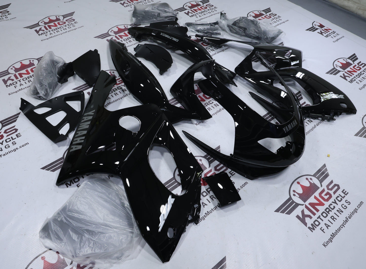 Yamaha YZF600R Fairings (1998-2007) Black, Silver at KingsMotorcycleFairings.com