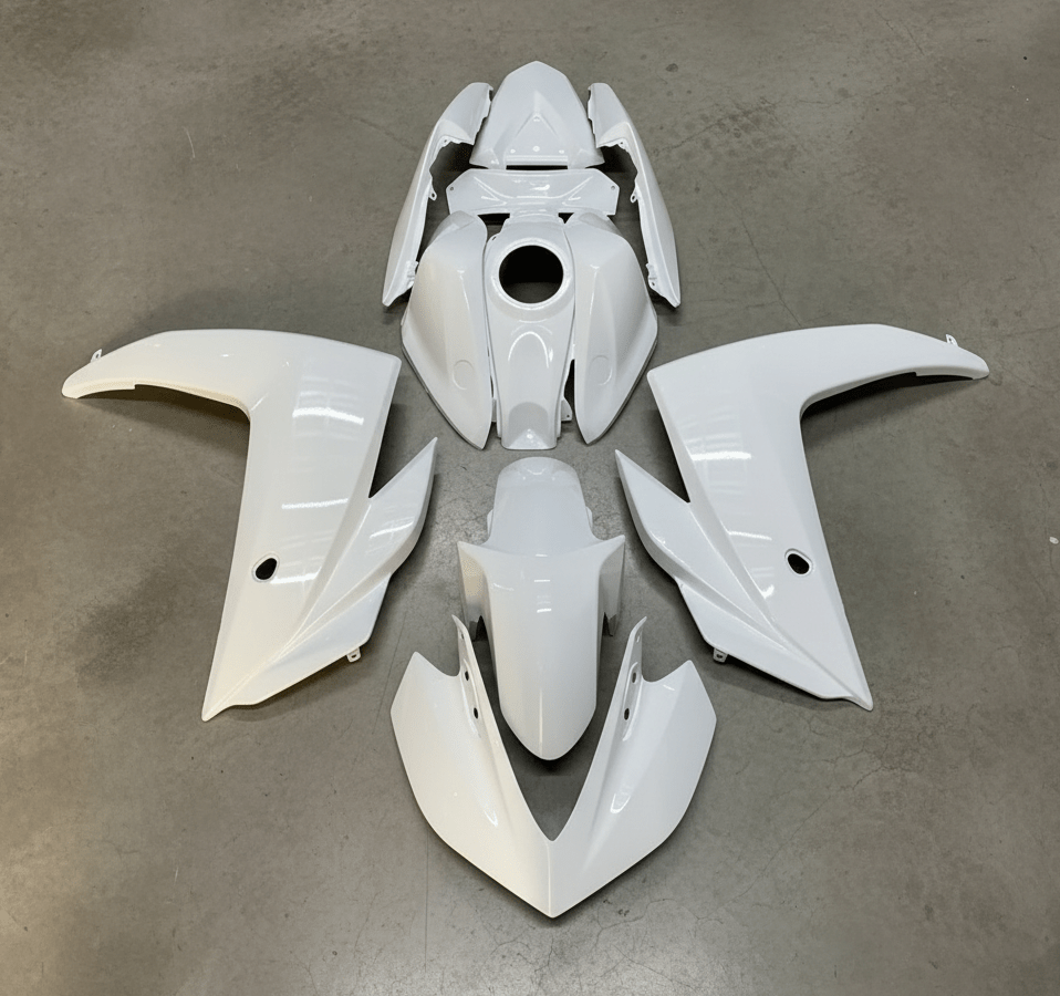 Yamaha R3 Fairings (2015-2018) All White at KingsMotorcycleFairings.com