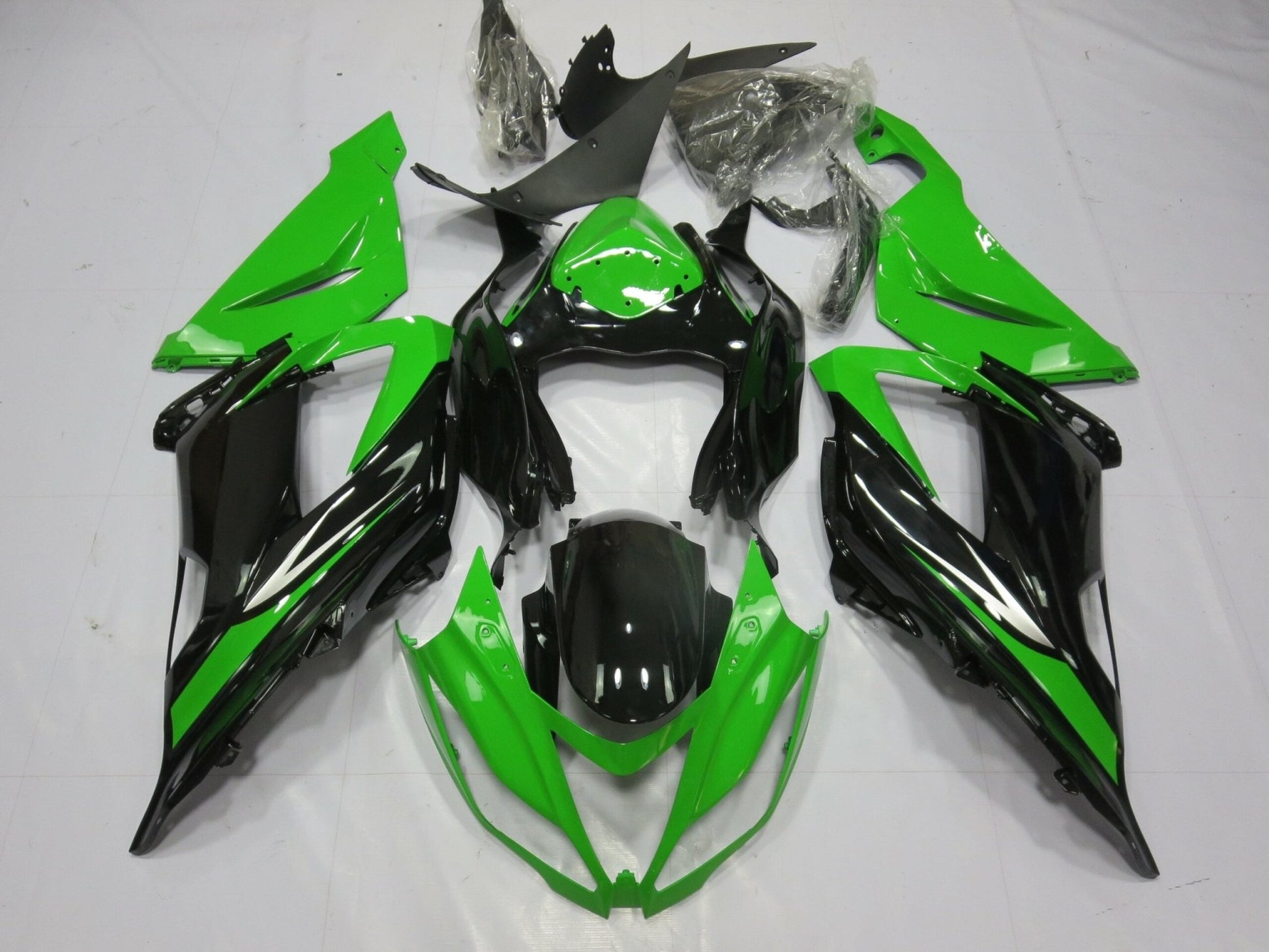 Green, Black and Silver Fairing Kit for a 2013, 2014, 2015, 2016, 2017 & 2018 Kawasaki ZX-6R 636 motorcycle