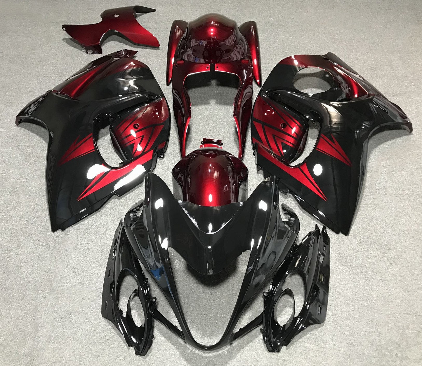 Suzuki GSXR1300 Hayabusa (2008-2019) Black & Candy Red Fairings
