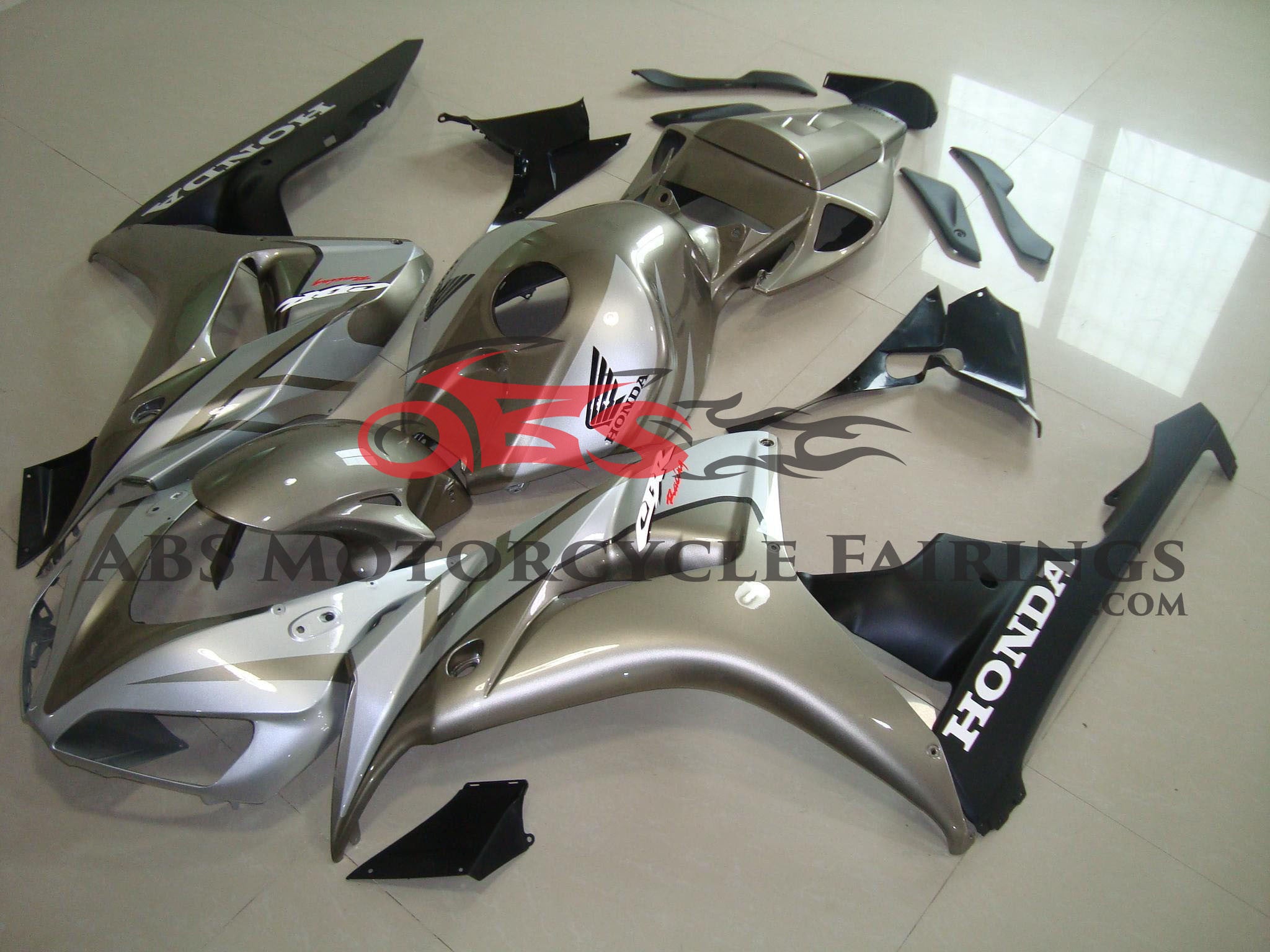 Honda CBR1000RR (2006-2007) Silver Fairings