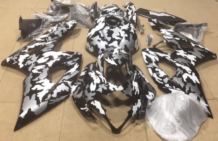 Suzuki GSXR1000 (2007-2008) Camouflage Black, White & Gray Fairings